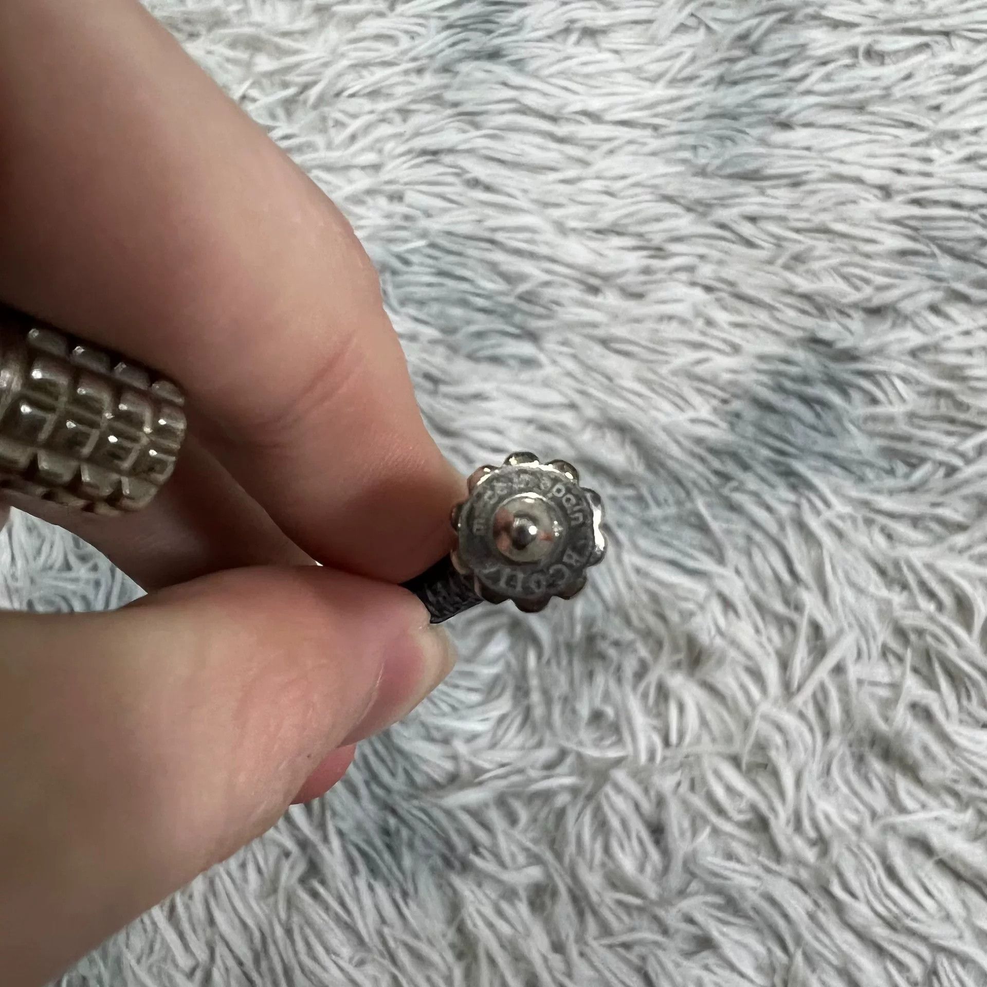 Louis Vuitton LV Bracelet Size ONE SIZE - 4 Thumbnail