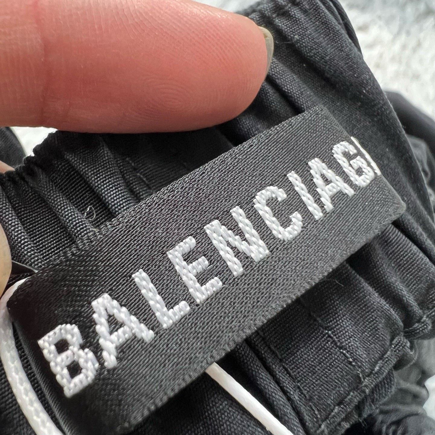 Balenciaga Balenciaga Athletic Shorts Size 44 Size US 28 / EU 44 - 3 Thumbnail