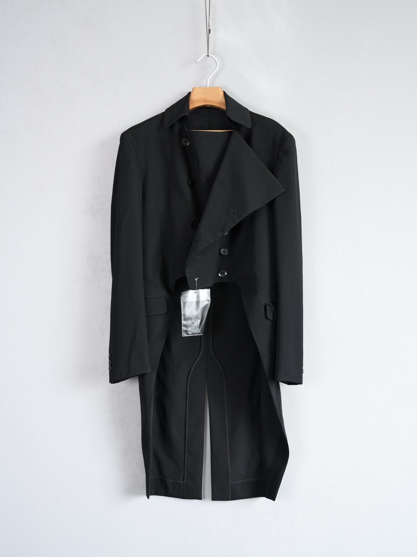 Yohji Yamamoto Yohji Yamamoto 11SS Deformed Collar Tuxedo Coat Size US M / EU 48-50 / 2 - 3 Thumbnail