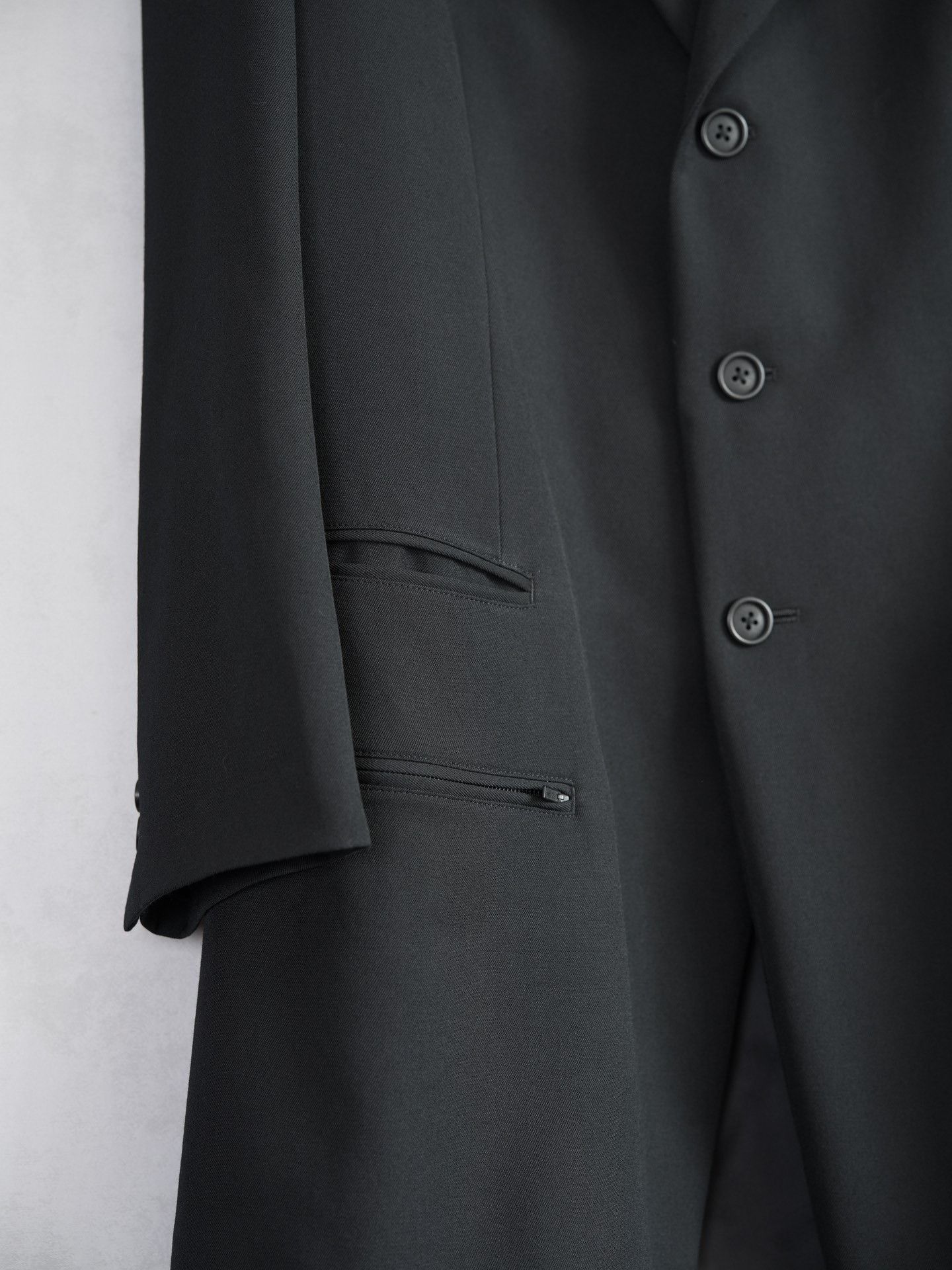 Yohji Yamamoto Yohji Yamamoto 23AW Multi-Pocket Coat Size US L / EU 52-54 / 3 - 4 Thumbnail