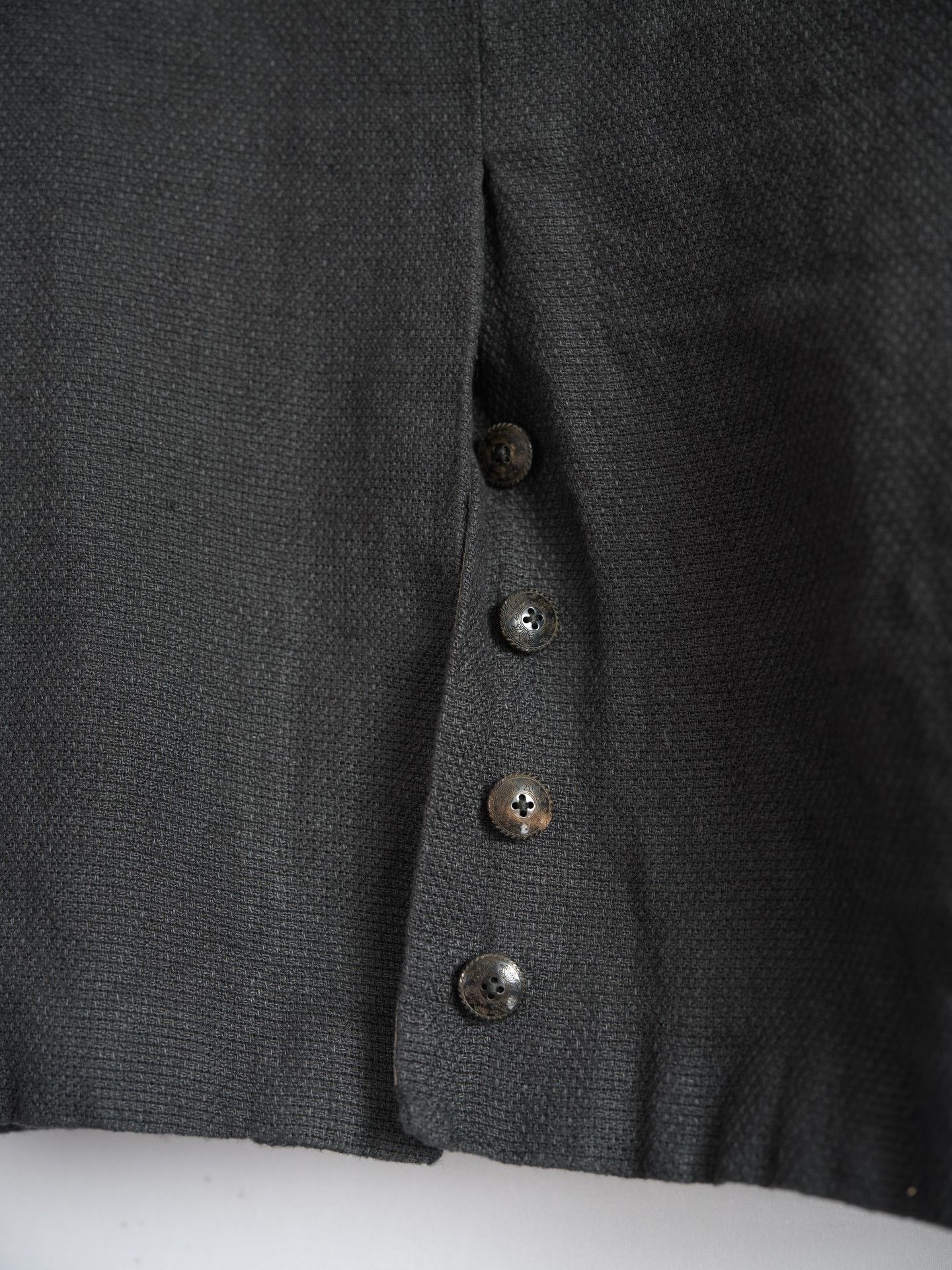 Geoffrey B. Small Geoffrey b.small Carved Button Suit Size US M / EU 48-50 / 2 - 8 Thumbnail