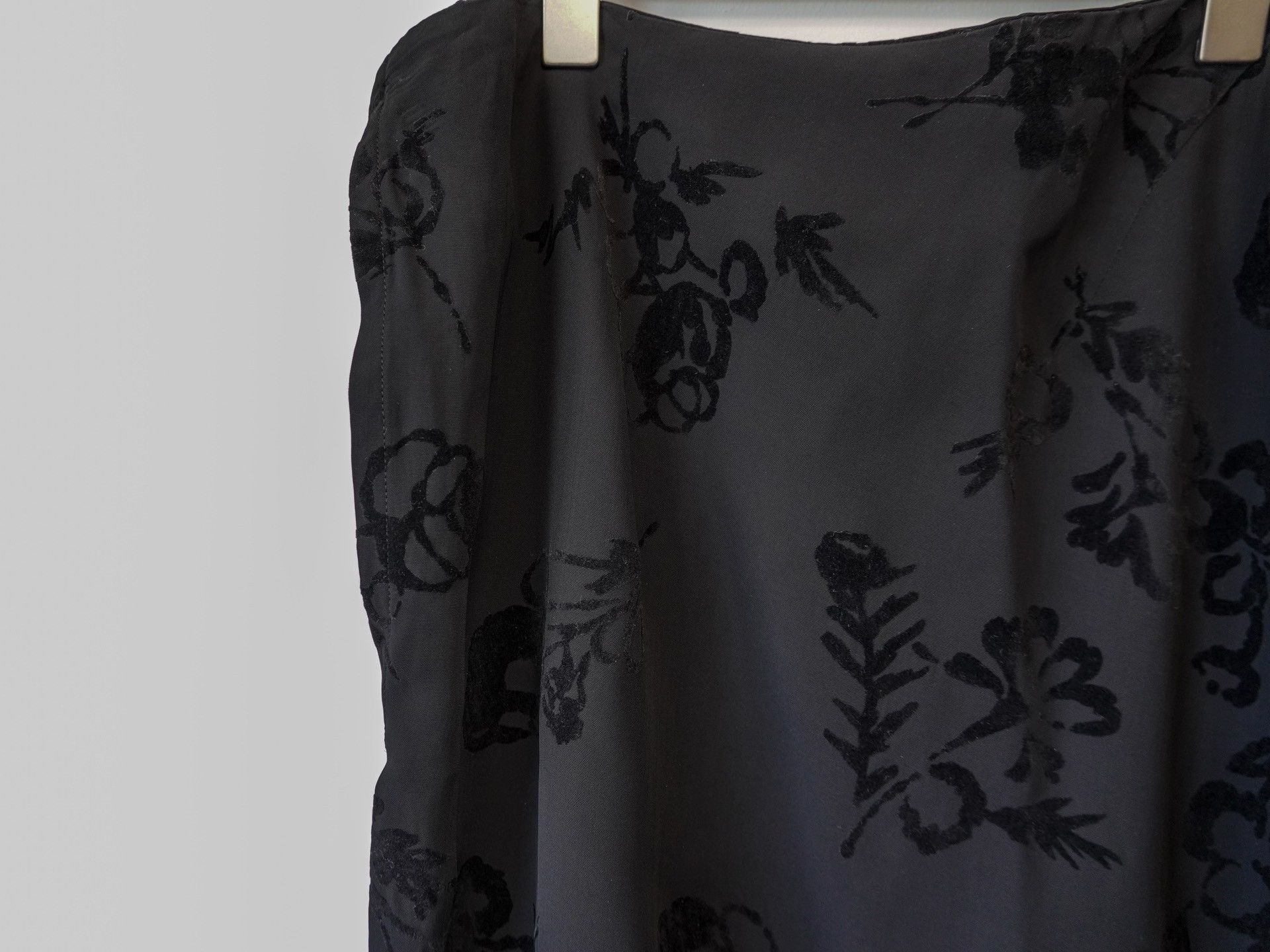 Yohji Yamamoto Yohji Yamamoto 1997SS Velvet Floral Skirt Size 36" / US 14 / IT 50 - 5 Thumbnail