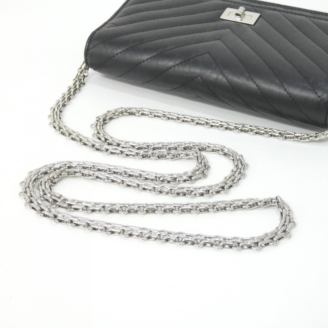 Chanel Chanel Chanel Calfskin Chain Wallet Leather Other 70328 DUTY FREE for USA Size ONE SIZE - 5 Thumbnail