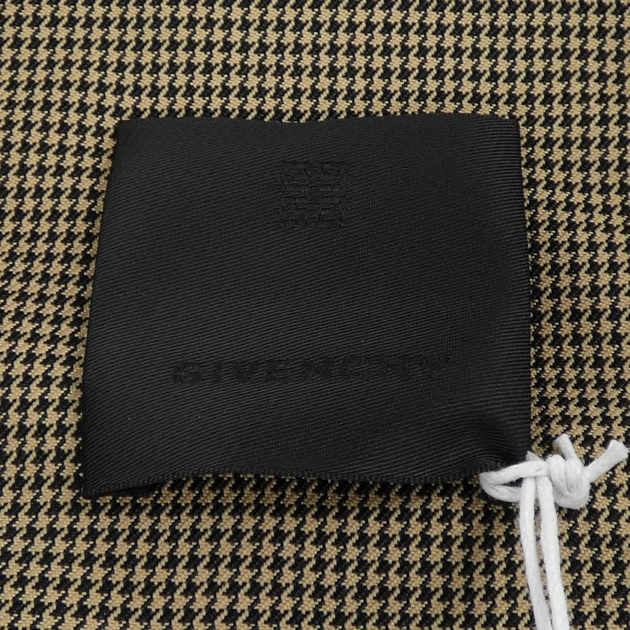 Givenchy Givenchy Givenchy Wool Vest Others Tops BM00WV14AM DUTY FREE for USA Size ONE SIZE - 4 Thumbnail