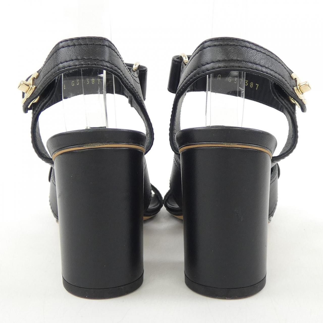 Chanel Chanel Chanel Turn Lock Lambskin Sandals Leather Shoes G37387X01000 DUTY FREE for USA Size ONE SIZE - 5 Thumbnail