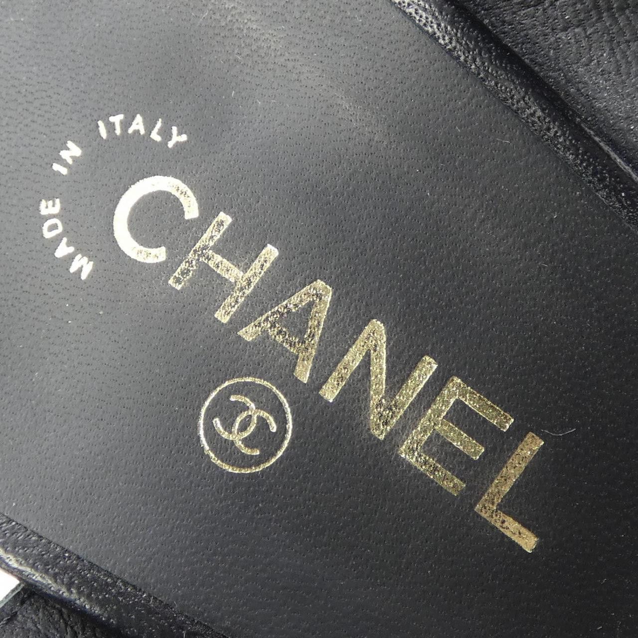 Chanel Chanel Chanel Turn Lock Lambskin Sandals Leather Shoes G37387X01000 DUTY FREE for USA Size ONE SIZE - 6 Thumbnail