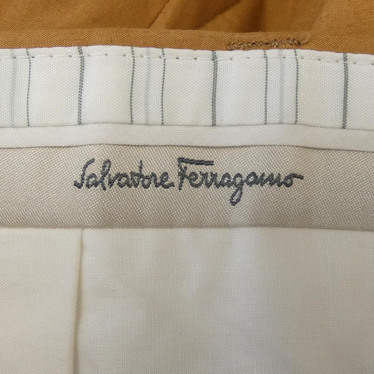 Salvatore Ferragamo Salvatore Ferragamo Salvatore Ferragamo Pants Others Pants DUTY FREE for USA Size ONE SIZE - 4 Thumbnail