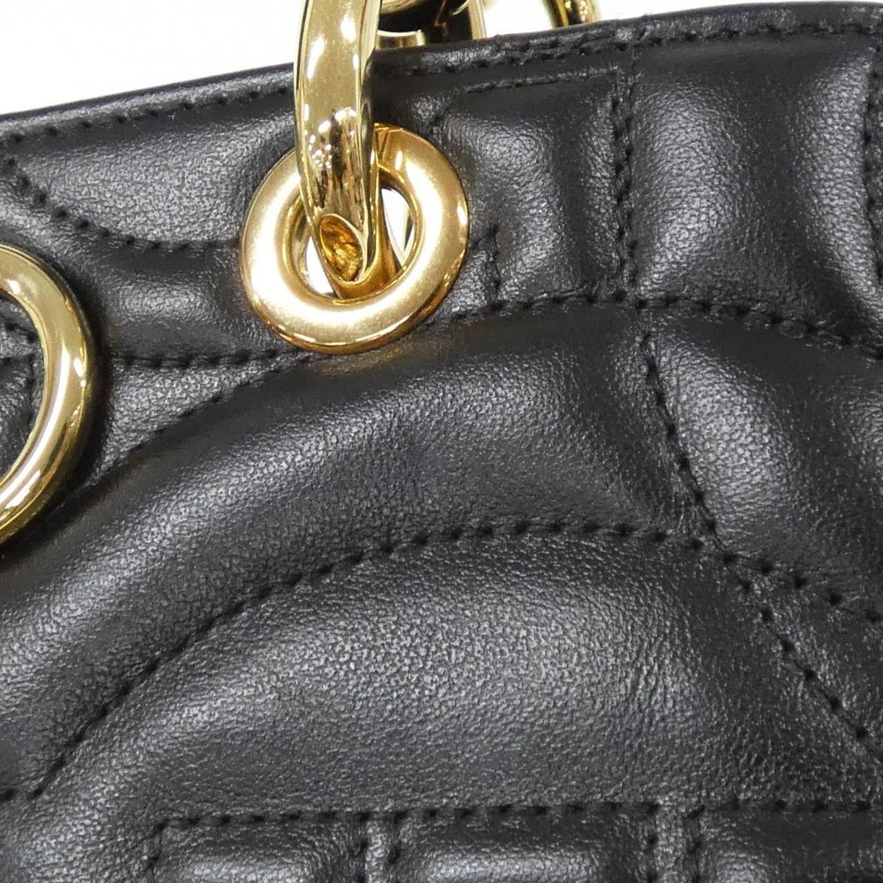 Salvatore Ferragamo Salvatore Ferragamo Salvatore Ferragamo Calf Shoulder Bag Leather Crossbody Bag 211978 DUTY FREE for USA Size ONE SIZE - 6 Thumbnail