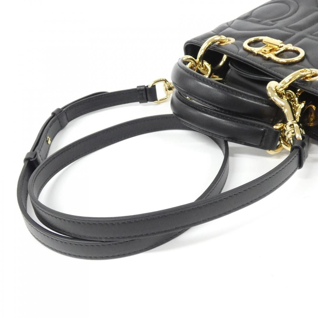 Salvatore Ferragamo Salvatore Ferragamo Salvatore Ferragamo Calf Shoulder Bag Leather Crossbody Bag 211978 DUTY FREE for USA Size ONE SIZE - 7 Thumbnail