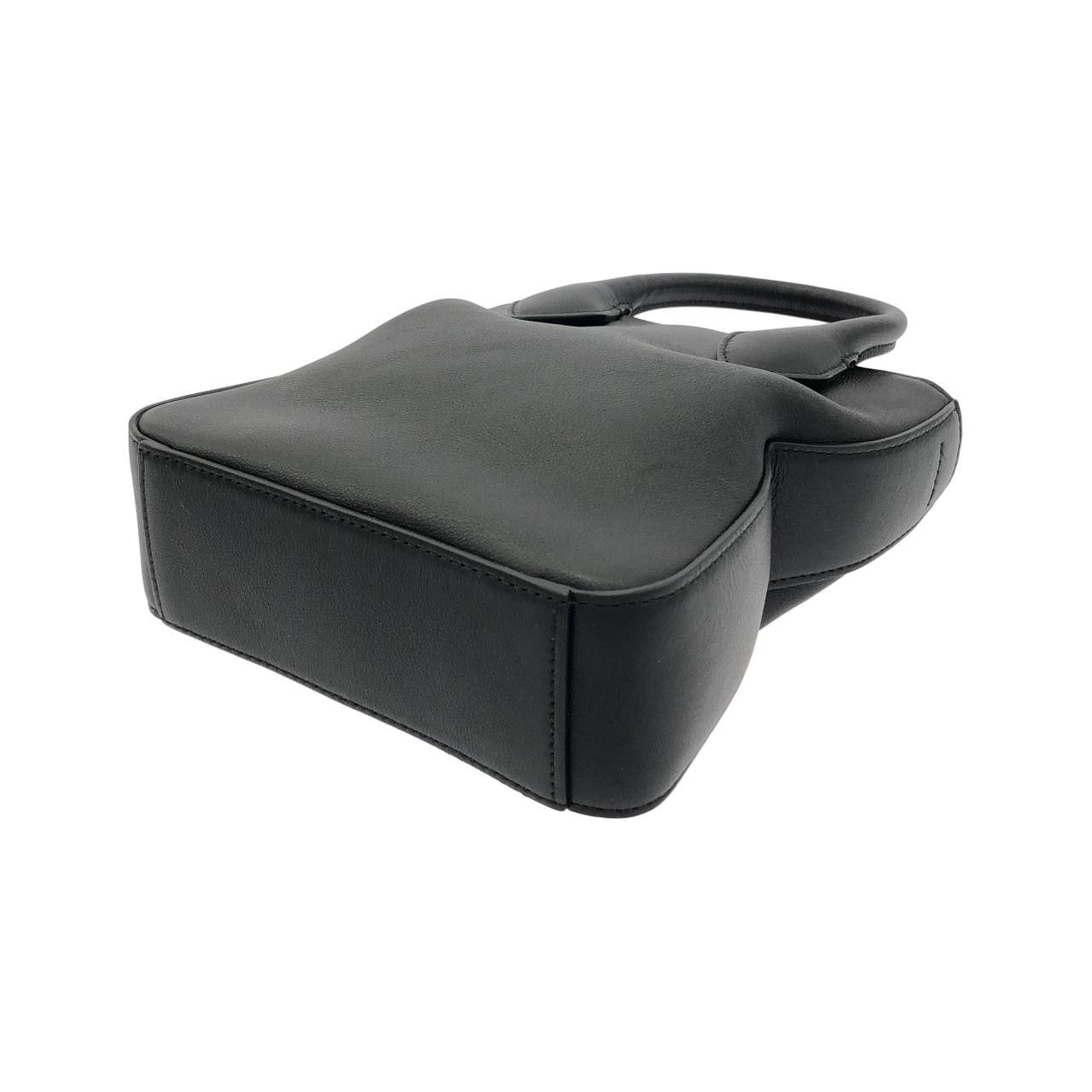 Salvatore Ferragamo Salvatore Ferragamo Salvatore Ferragamo Leather Shoulder Bag Leather Crossbody Bag 24 1681 DUTY FREE for USA Size ONE SIZE - 3 Thumbnail