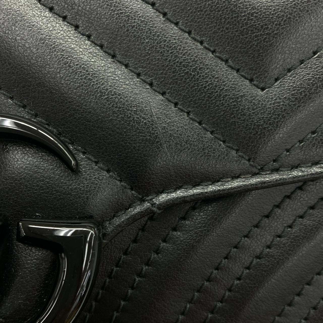 Gucci Gucci Gucci GG Marmont Quilted Chevron Leather Shoulder Bag Leather Shoulder Bag 443497DTDFV DUTY FREE for USA Size ONE SIZE - 4 Thumbnail