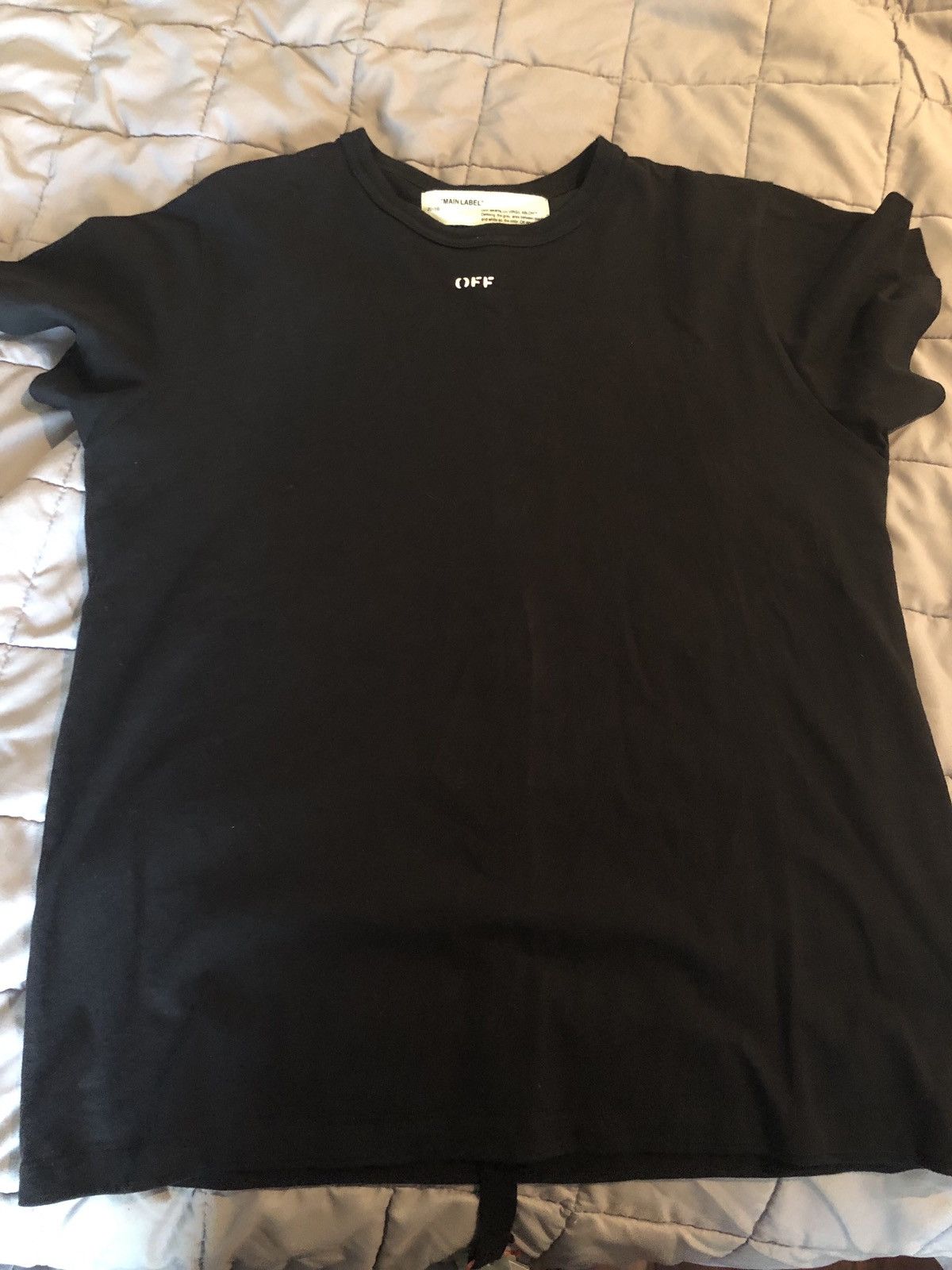 Off white fahrenheit hotsell 451 pill box tee