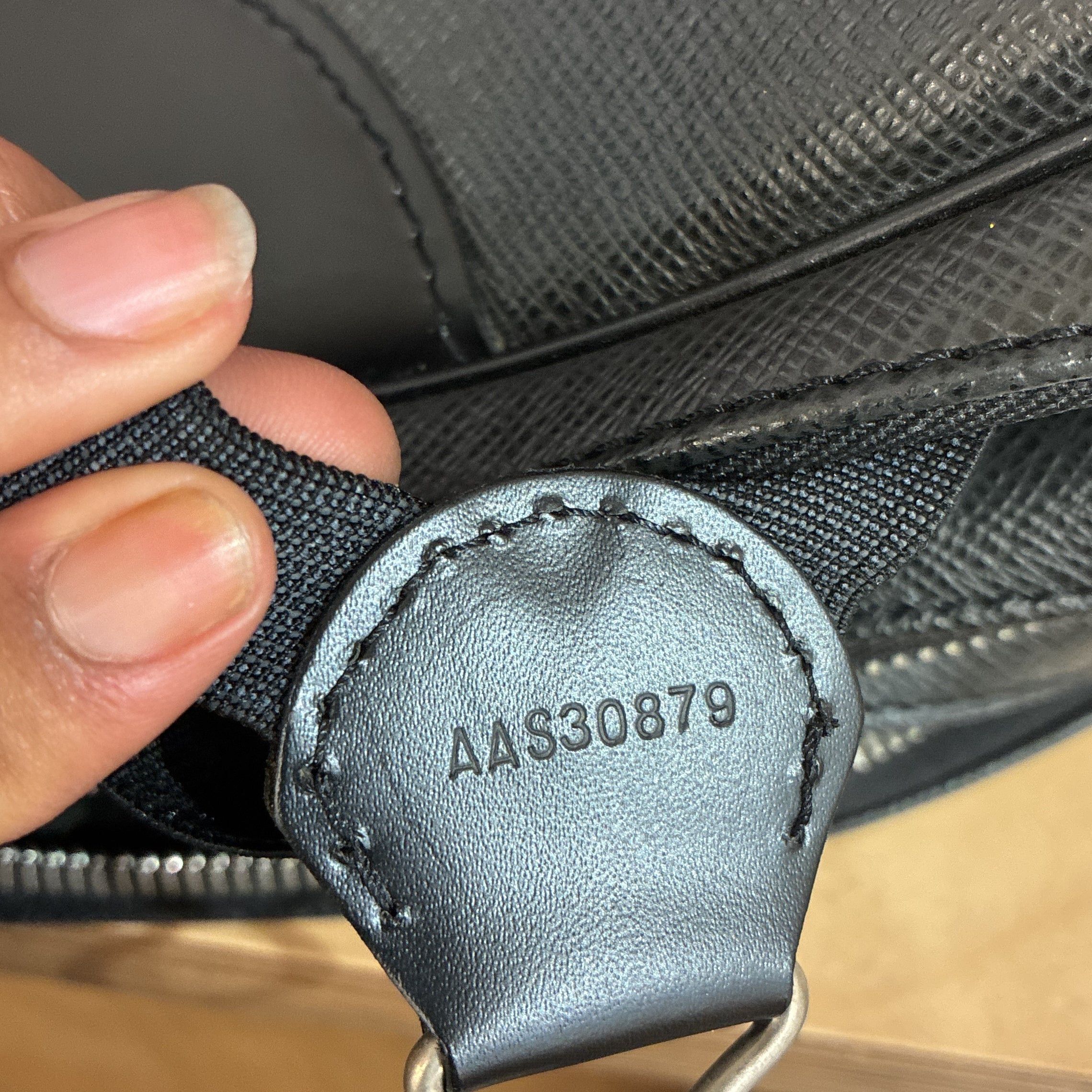 Louis Vuitton Alize Bag Size ONE SIZE - 9 Thumbnail