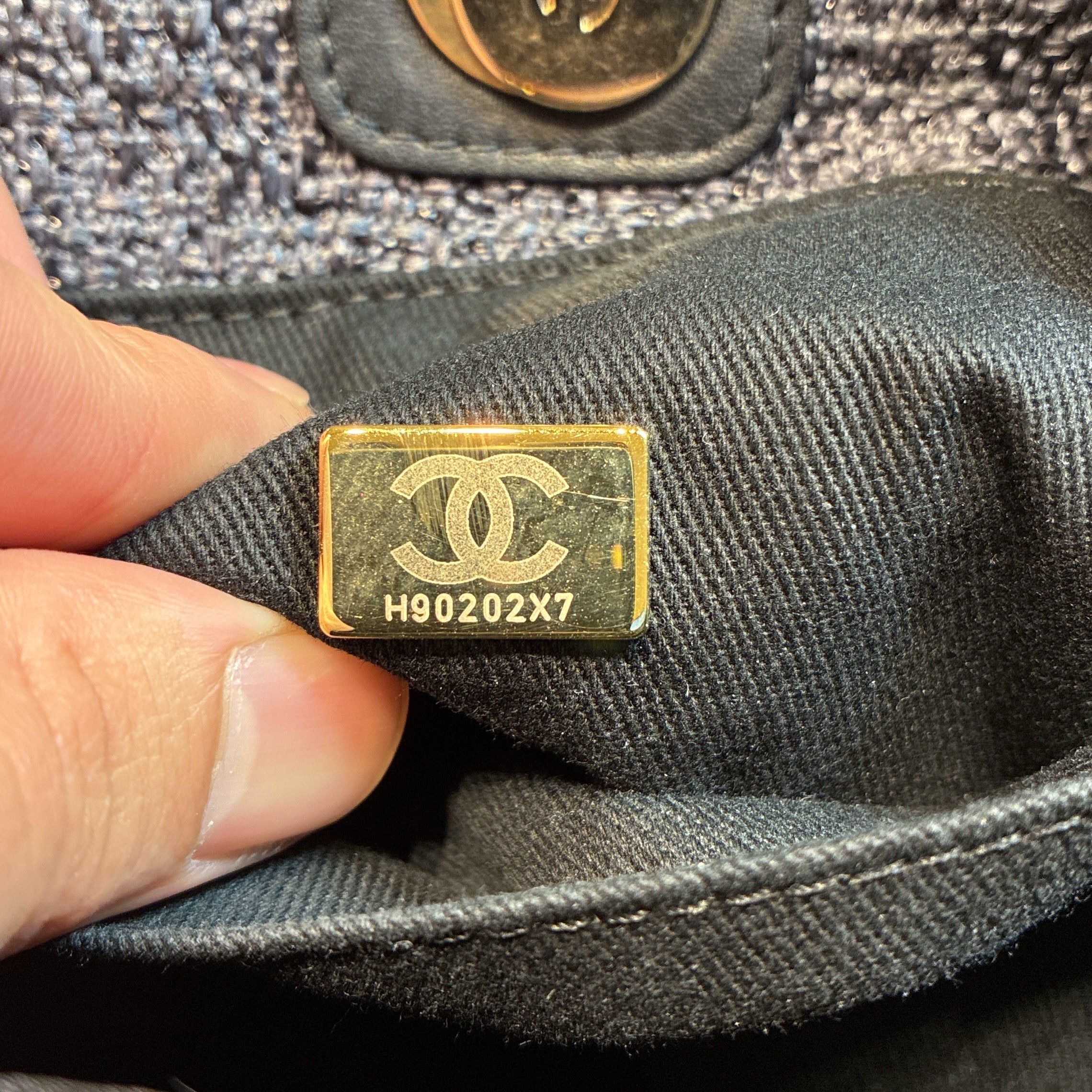 Chanel Deauville Tote Size ONE SIZE - 8 Thumbnail