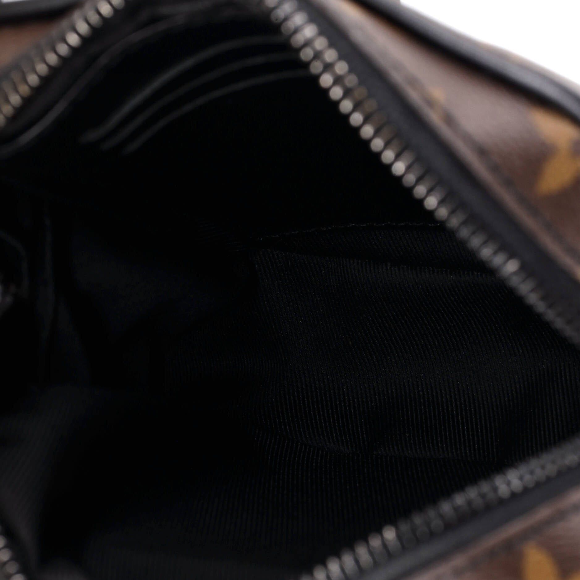 Louis Vuitton Christopher Wearable Wallet Size ONE SIZE - 5 Thumbnail
