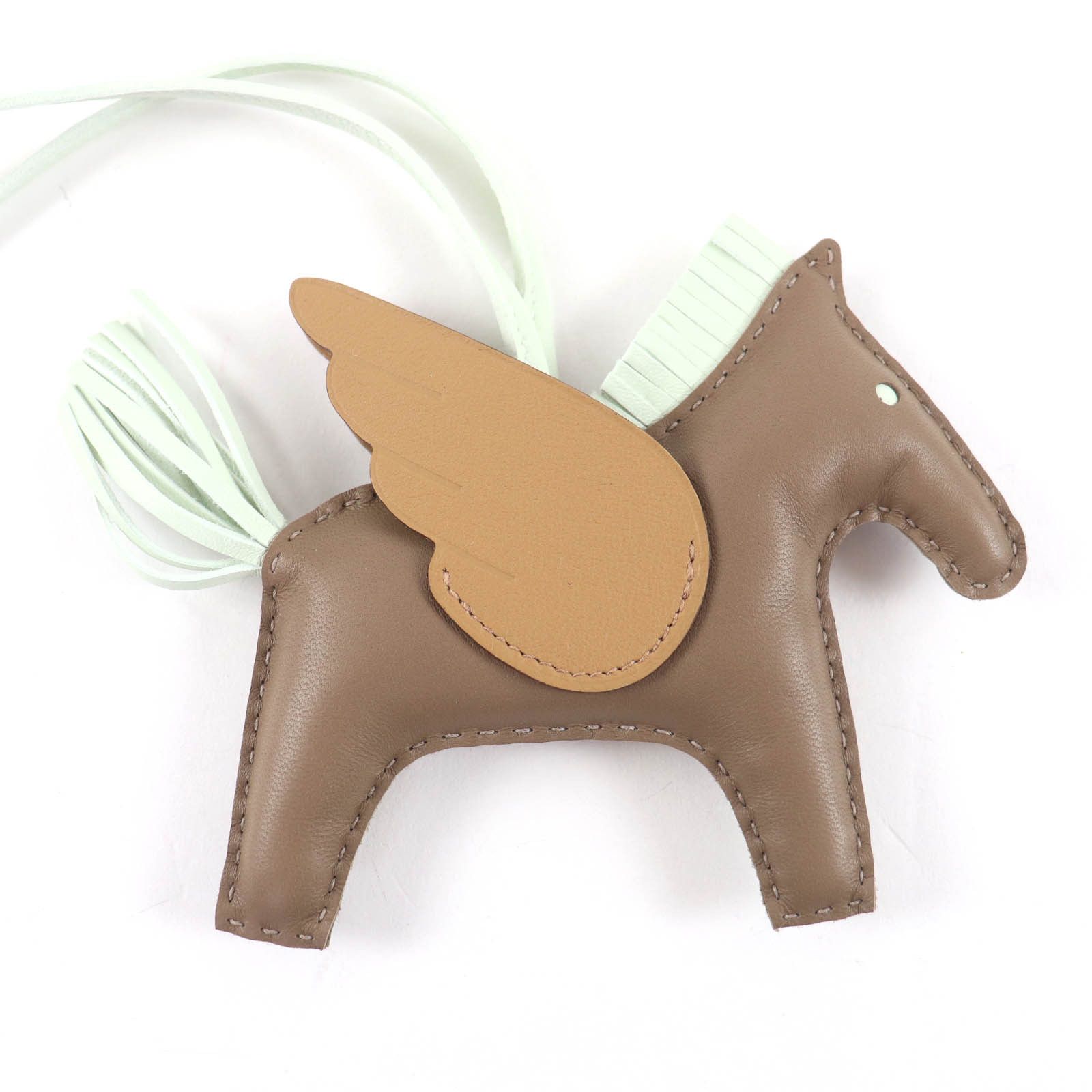 Hermes Hermes Hermes Rodeo Charm Pegasus MM Anyo Miro Charm Leather Charm Stamp U (2022) DUTY FREE for USA Size ONE SIZE - 4 Thumbnail