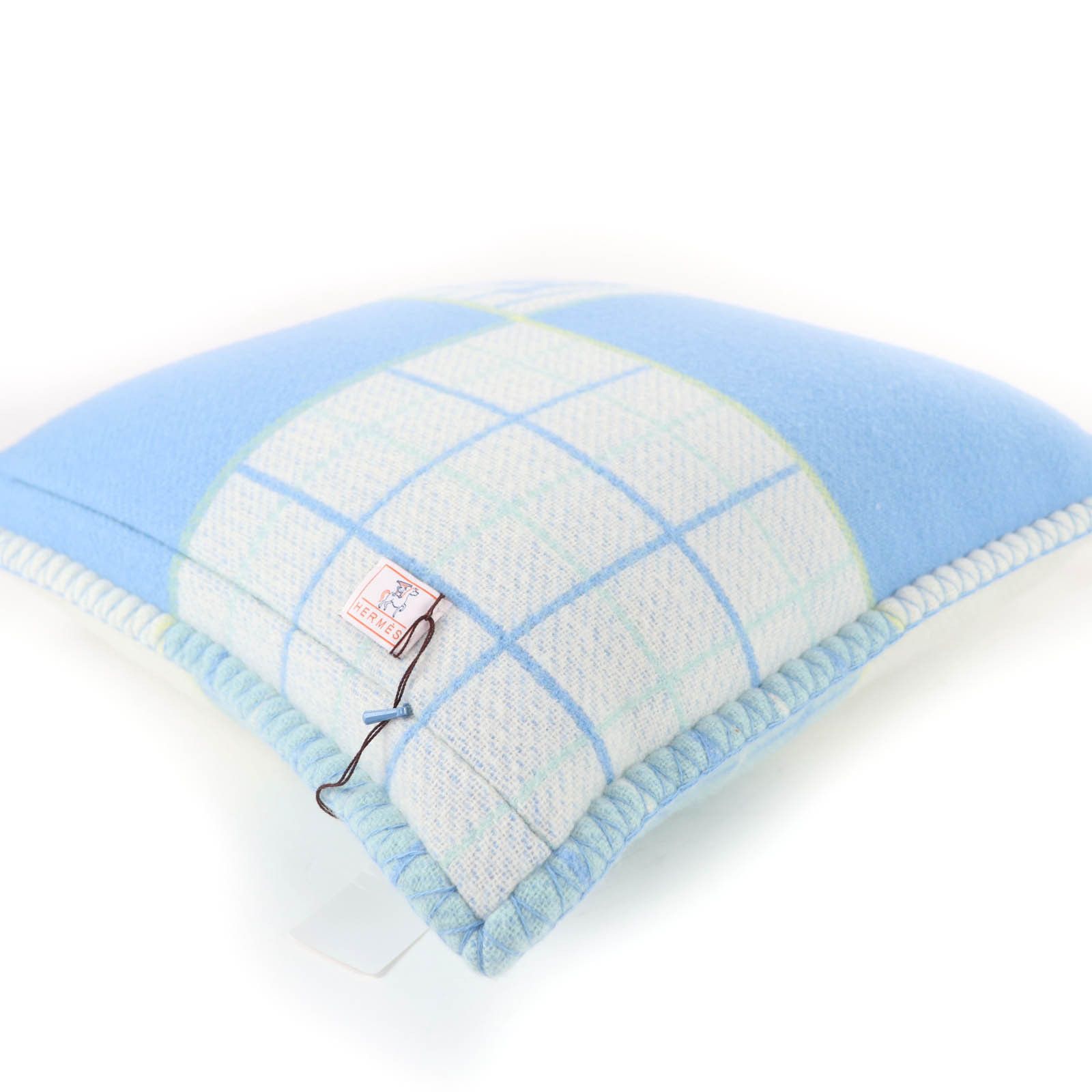 Hermes Hermes Hermes Avalon Cabriolet Wool Cashmere Cushion Textile Other DUTY FREE for USA Size ONE SIZE - 5 Thumbnail