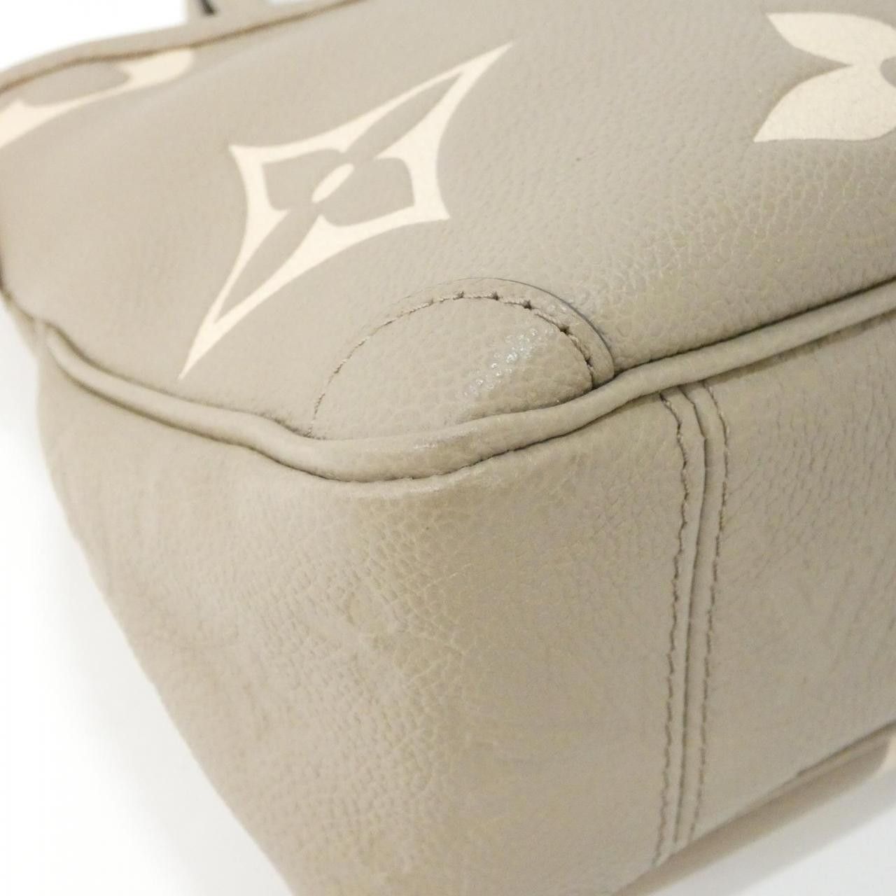 Louis Vuitton Louis Vuitton Louis Vuitton Two-Tone Monogram Empreinte Trianon Bag Leather Shoulder Bag M46585 DUTY FREE for USA Size ONE SIZE - 3 Thumbnail