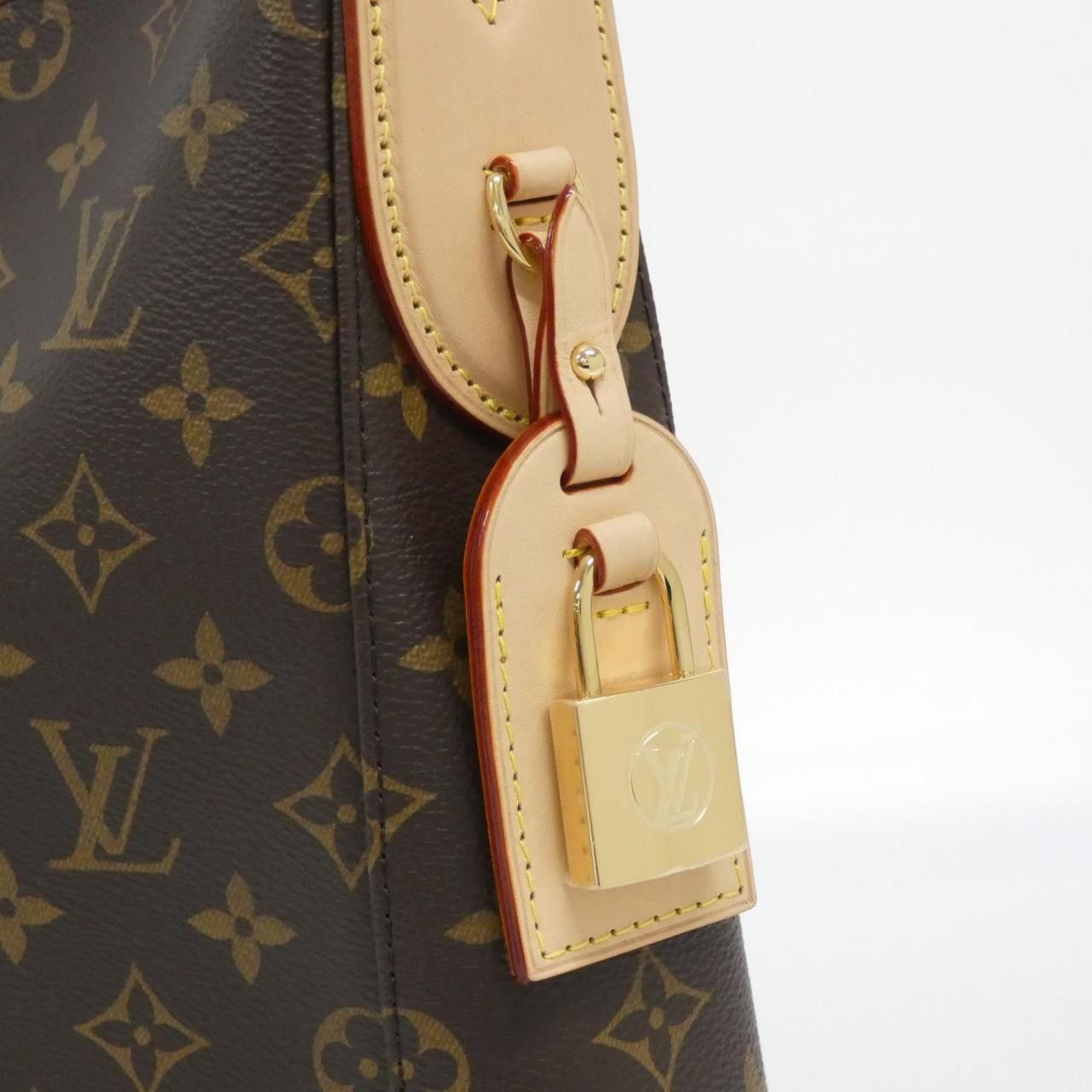 Louis Vuitton Louis Vuitton Louis Vuitton Monogram Shoulder Bag Textile Shoulder Bag M12098 DUTY FREE for USA Size ONE SIZE - 3 Thumbnail