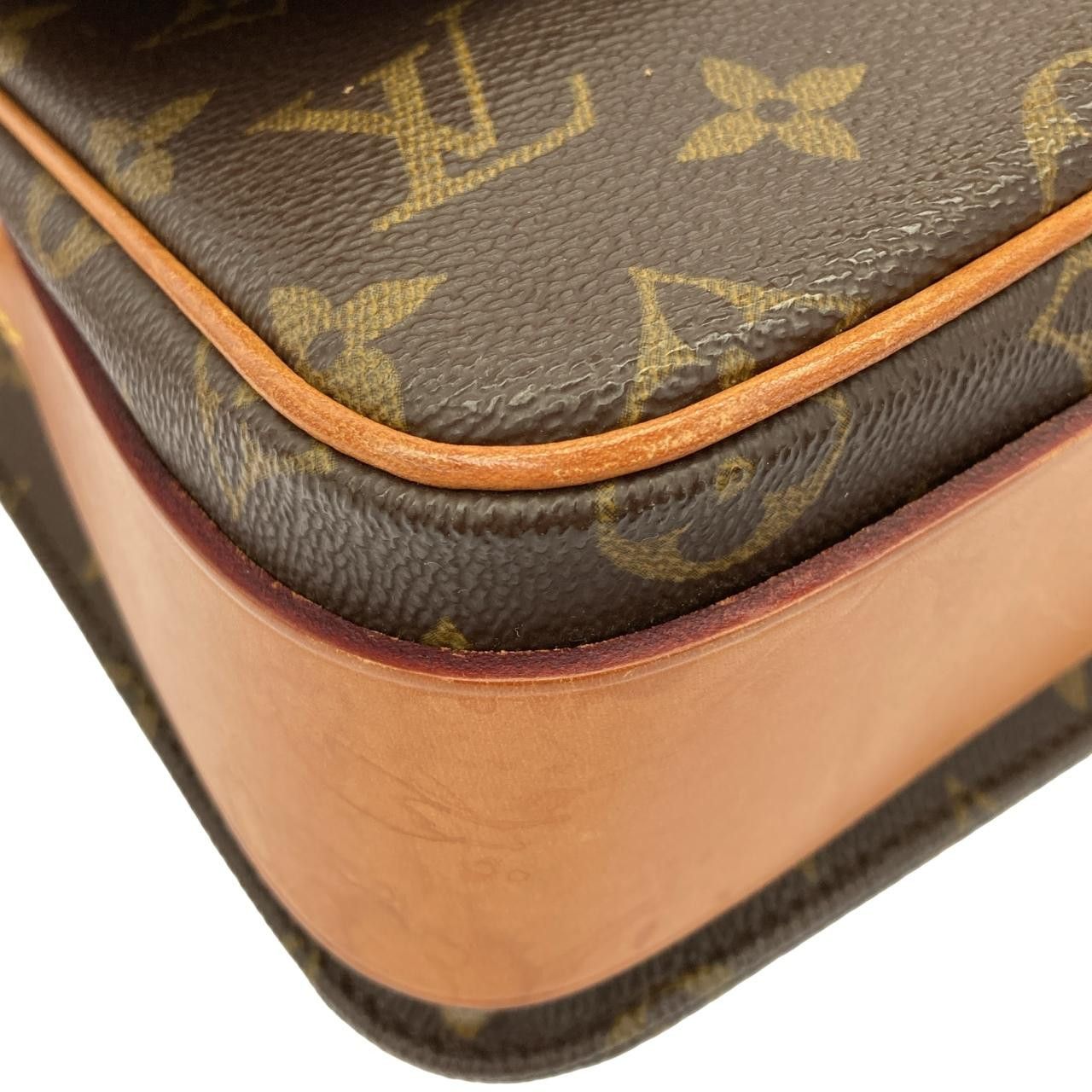 Louis Vuitton Louis Vuitton Louis Vuitton Monogram Shoulder Bag Textile Shoulder Bag M51253 DUTY FREE for USA Size ONE SIZE - 3 Thumbnail