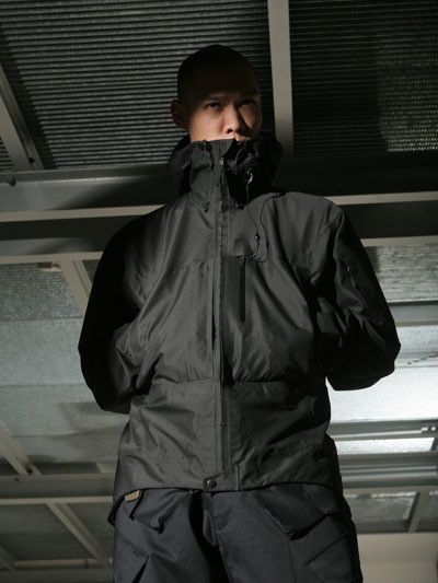 GT-J9TS GORE-TEX XCR TEC SYS JACKET