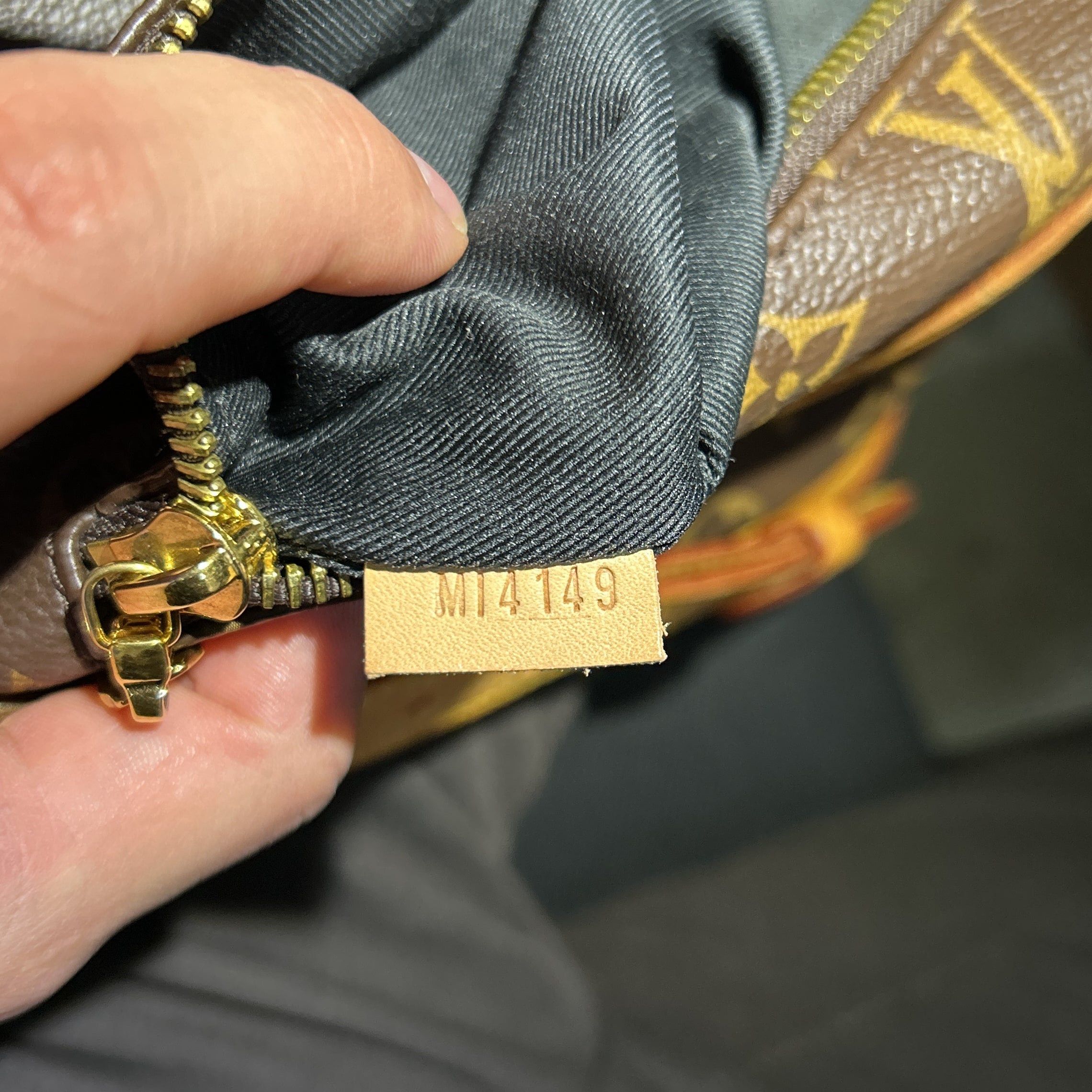 Louis Vuitton Bum Bag Size ONE SIZE - 9 Thumbnail