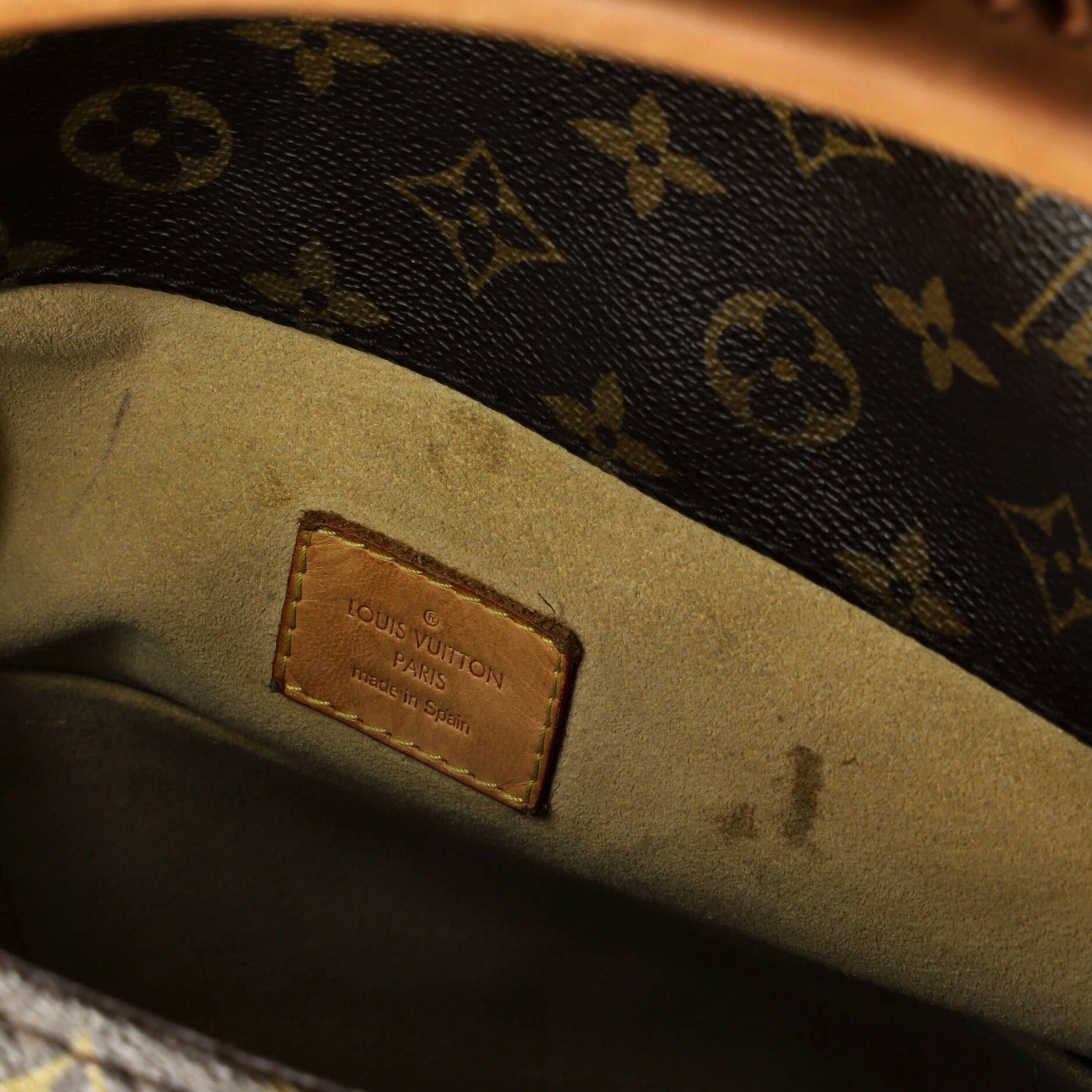 Louis Vuitton Artsy Handbag Size ONE SIZE - 6 Thumbnail