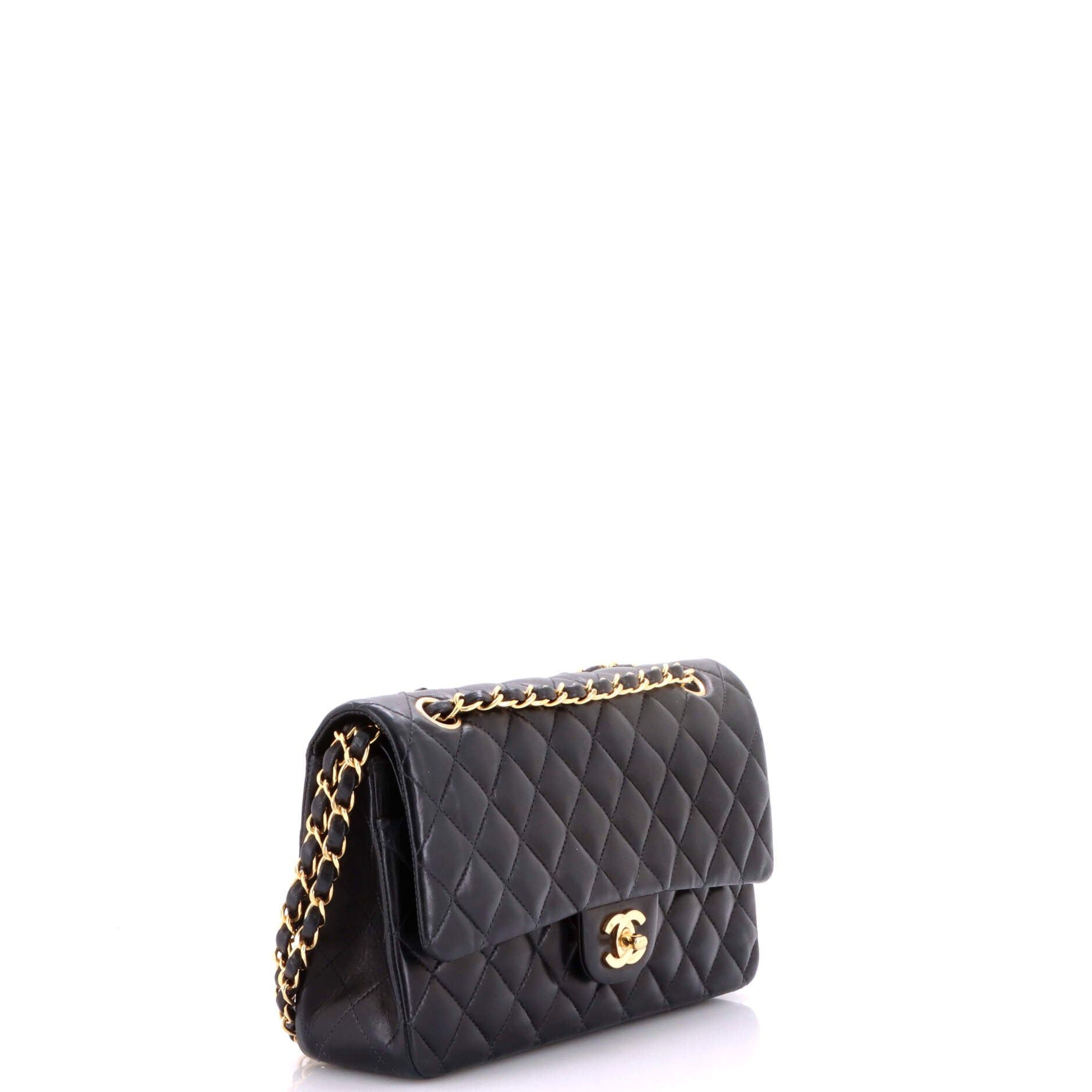 Chanel Vintage Classic Double Flap Bag Size ONE SIZE - 2 Thumbnail
