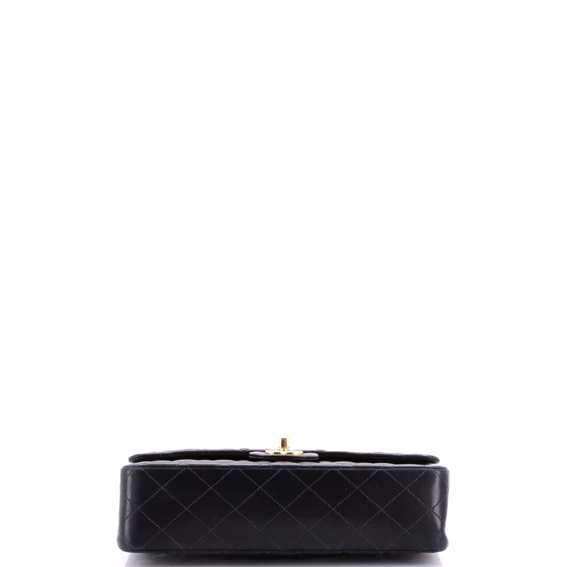 Chanel Vintage Classic Double Flap Bag Size ONE SIZE - 4 Thumbnail