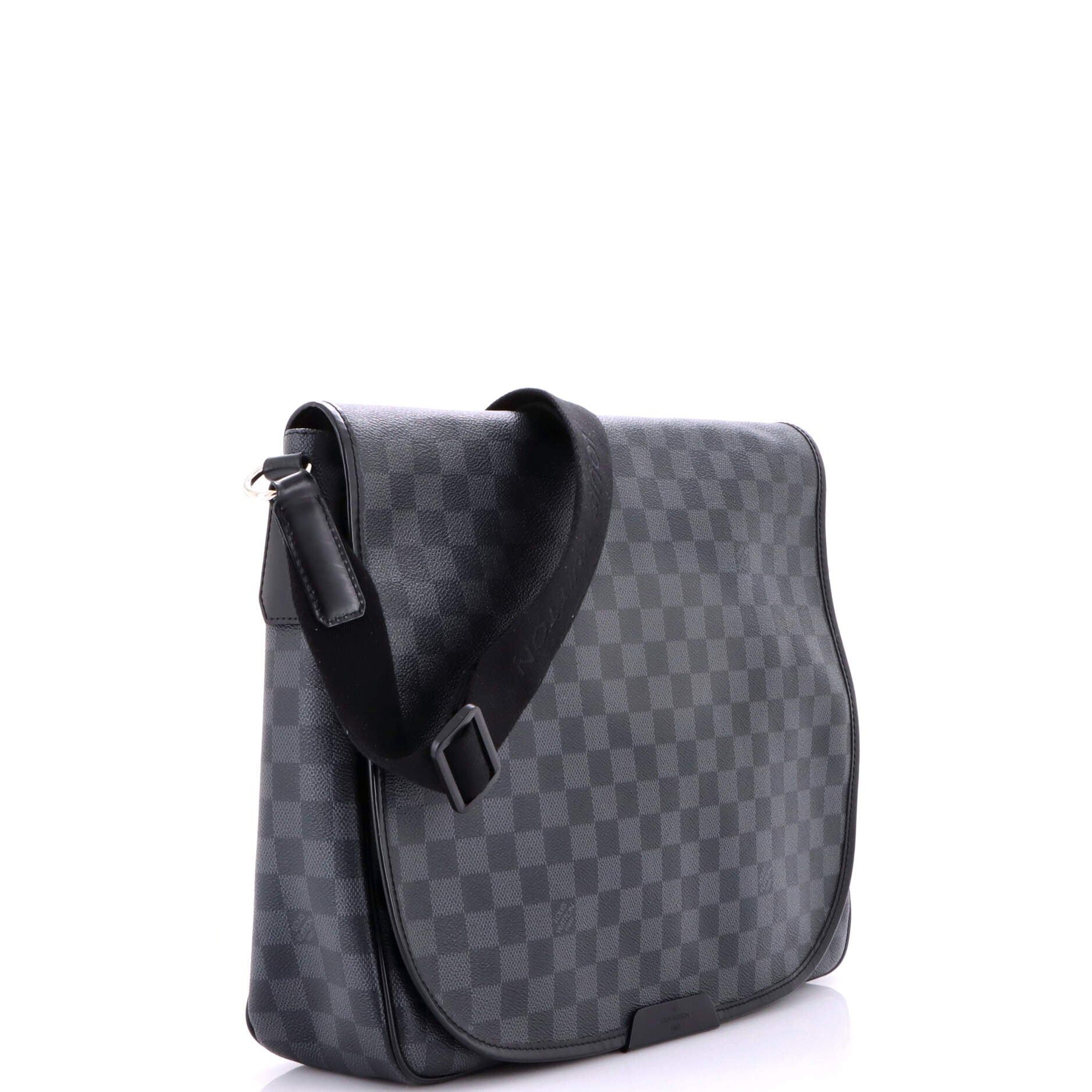 Louis Vuitton Daniel Messenger Bag Size ONE SIZE - 2 Thumbnail