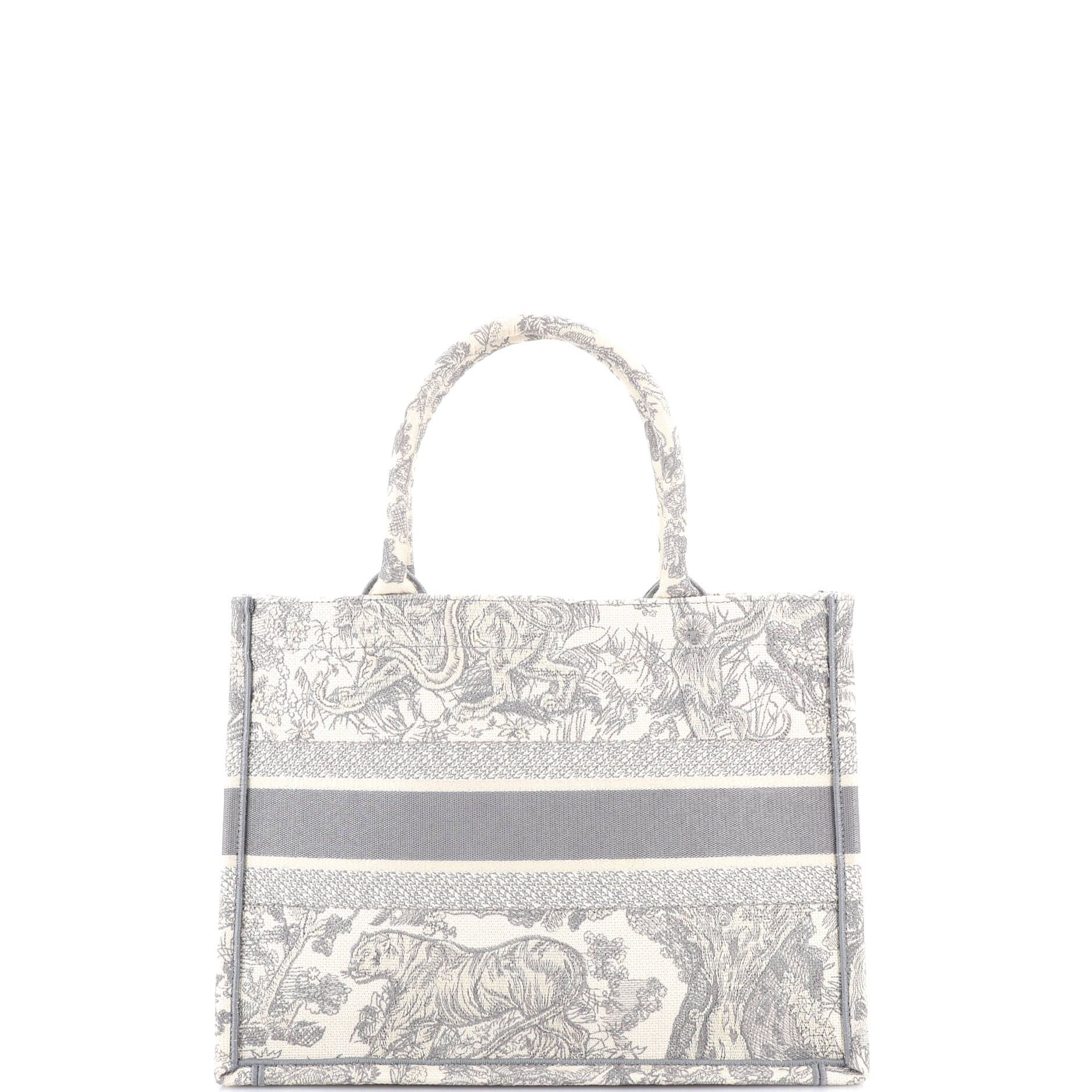 Dior Book Tote Size ONE SIZE - 3 Thumbnail