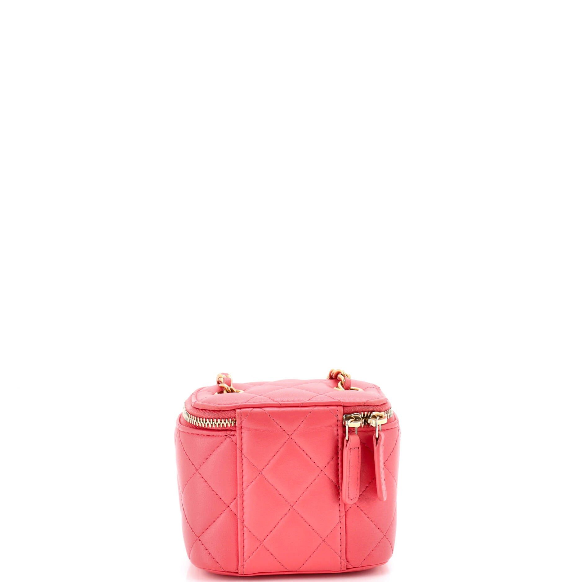 Chanel Pearl Crush Vanity Case with Chain Size ONE SIZE - 3 Thumbnail
