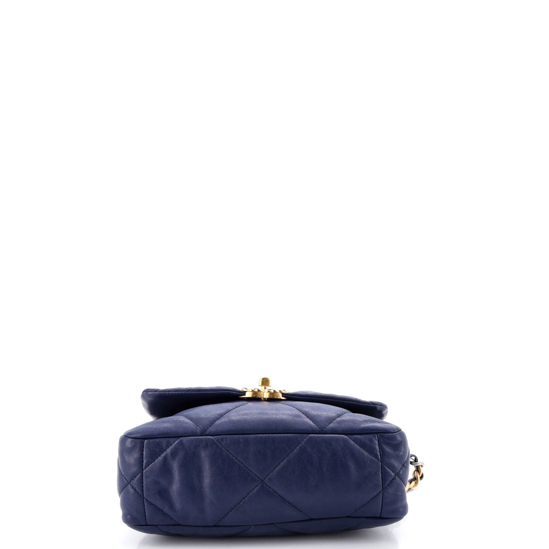 Chanel 19 Flap Bag Size ONE SIZE - 5 Thumbnail