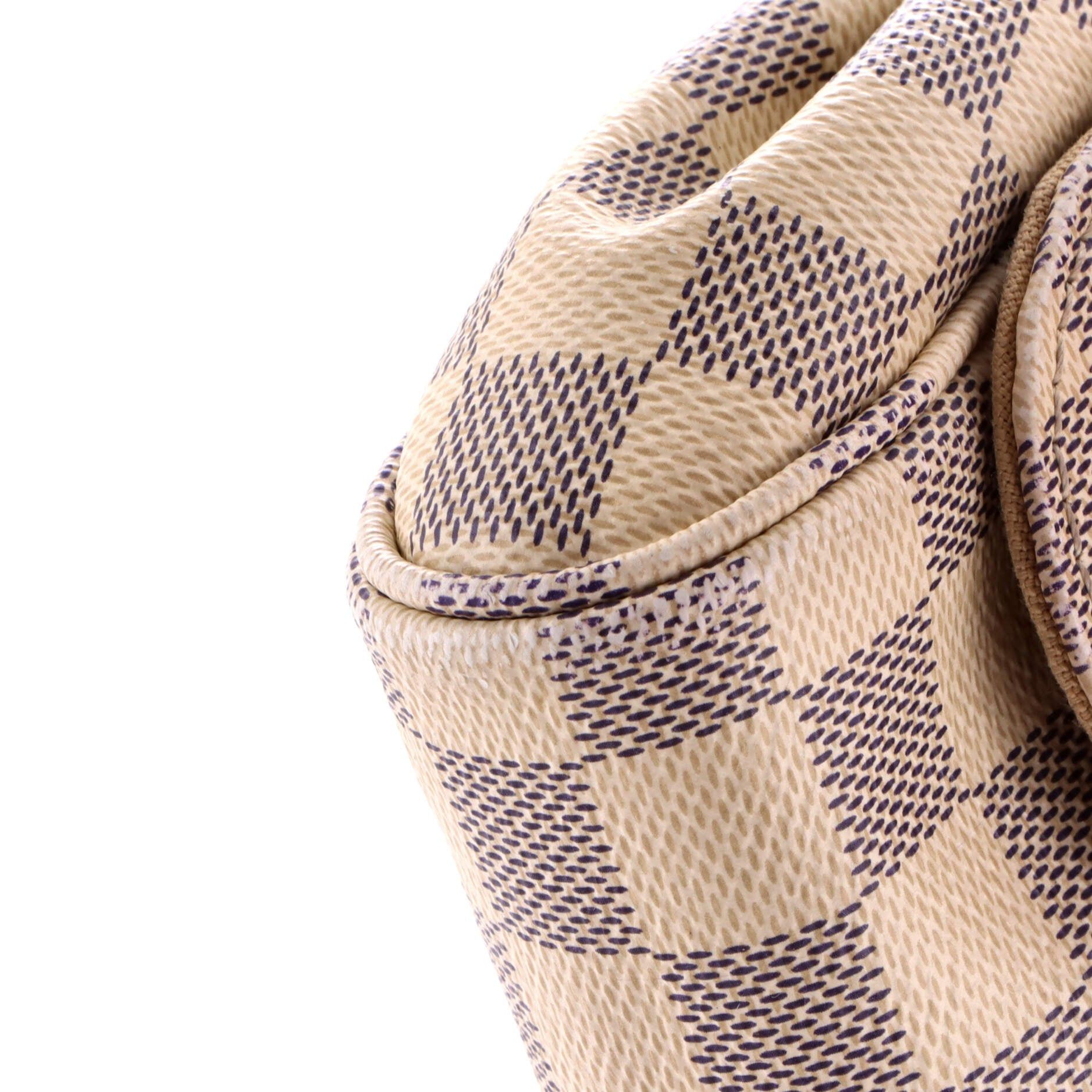 Louis Vuitton Favorite Handbag Size ONE SIZE - 6 Thumbnail