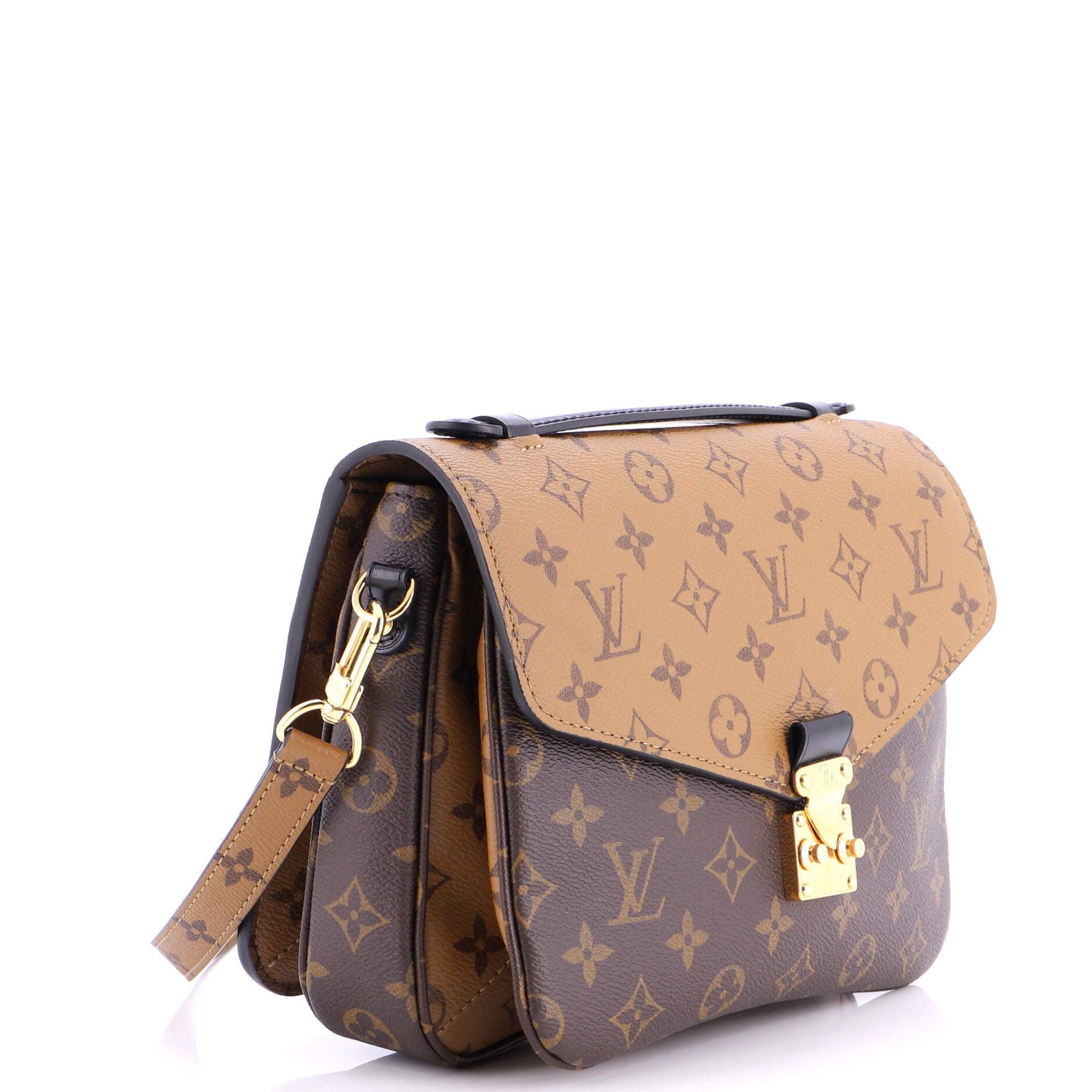 Louis Vuitton Pochette Metis Size ONE SIZE - 2 Thumbnail