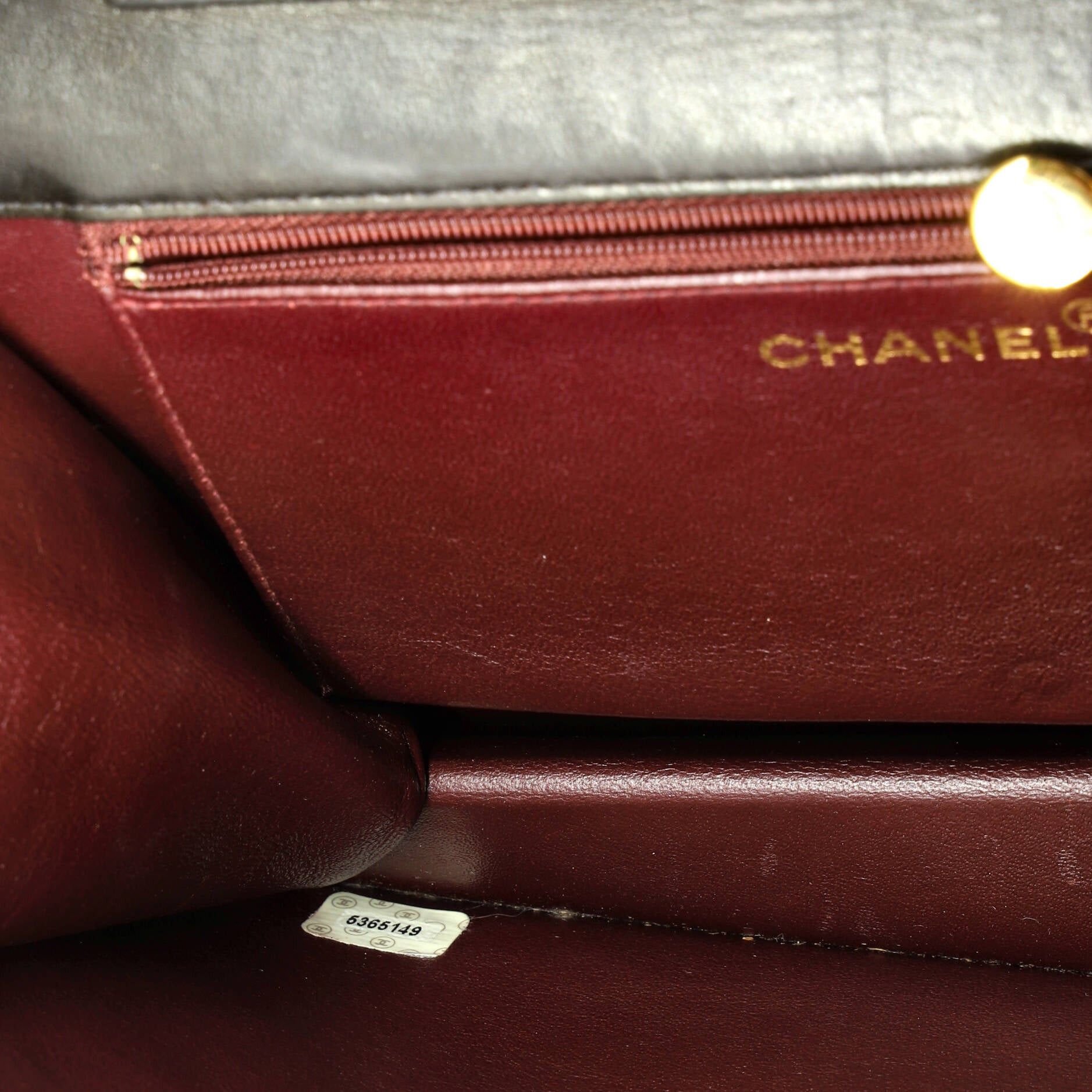 Chanel Vintage Clutch with Chain Size ONE SIZE - 6 Thumbnail