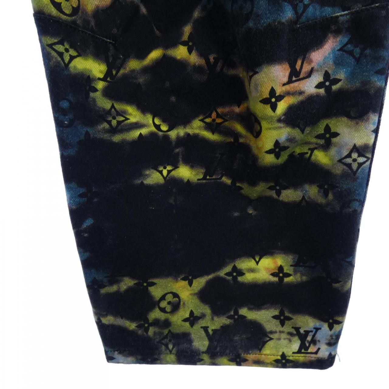 Louis Vuitton Louis Vuitton Louis Vuitton Printed Monogram Tie-Dye Cargo Denim Pants Textile Pants HLD10WH98 DUTY FREE for USA Size ONE SIZE - 5 Thumbnail