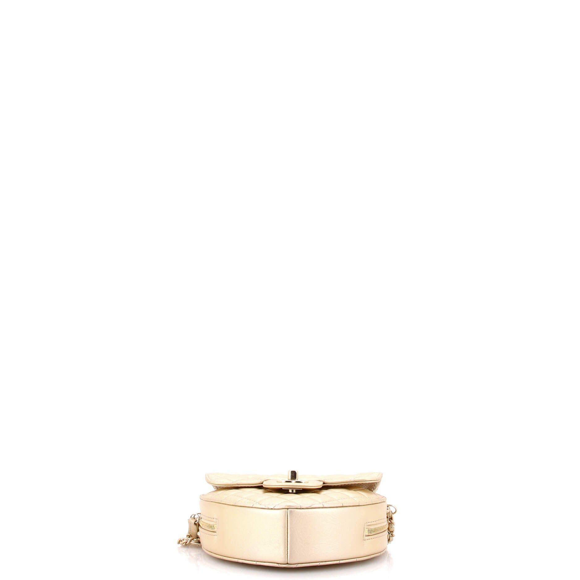 Chanel CC in Love Heart Bag Size ONE SIZE - 4 Thumbnail