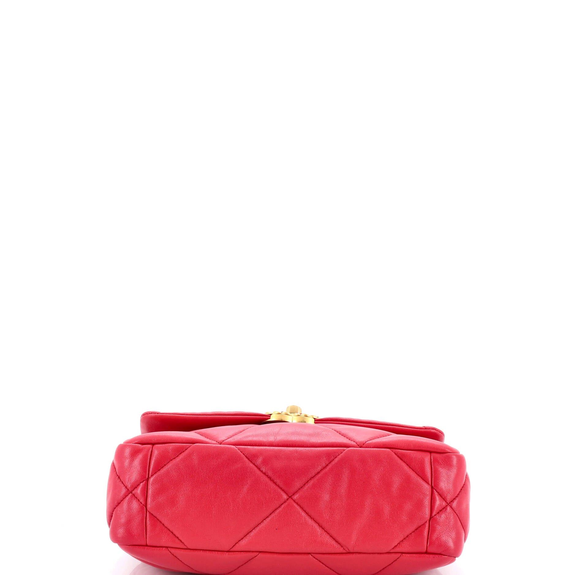 Chanel 19 Flap Bag Size ONE SIZE - 4 Thumbnail