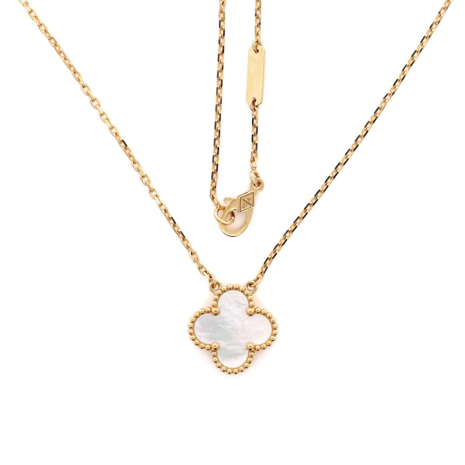 Van Cleef & Arpels Vintage Alhambra Pendant Necklace Size ONE SIZE - 3 Thumbnail