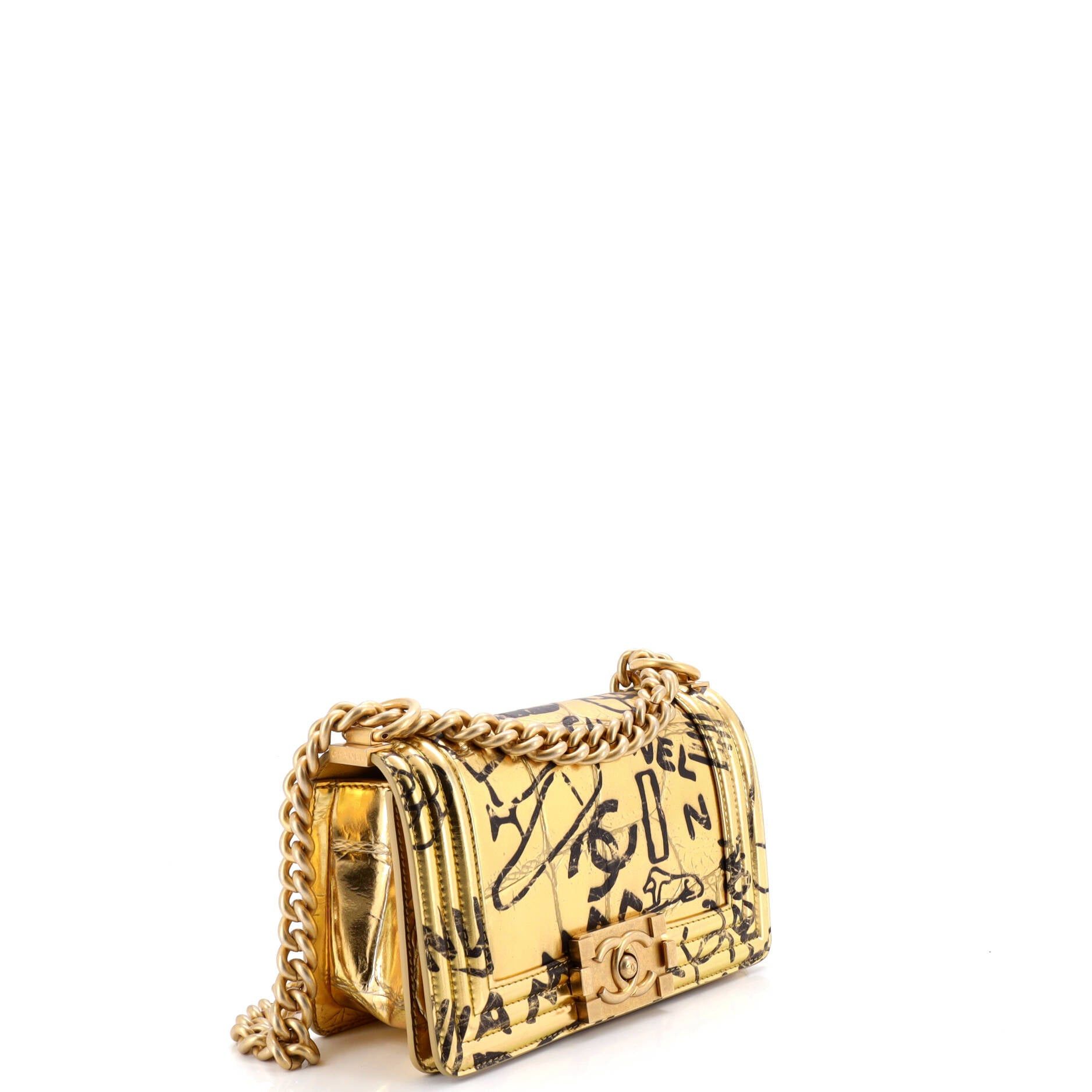 Chanel Boy Flap Bag Size ONE SIZE - 3 Thumbnail