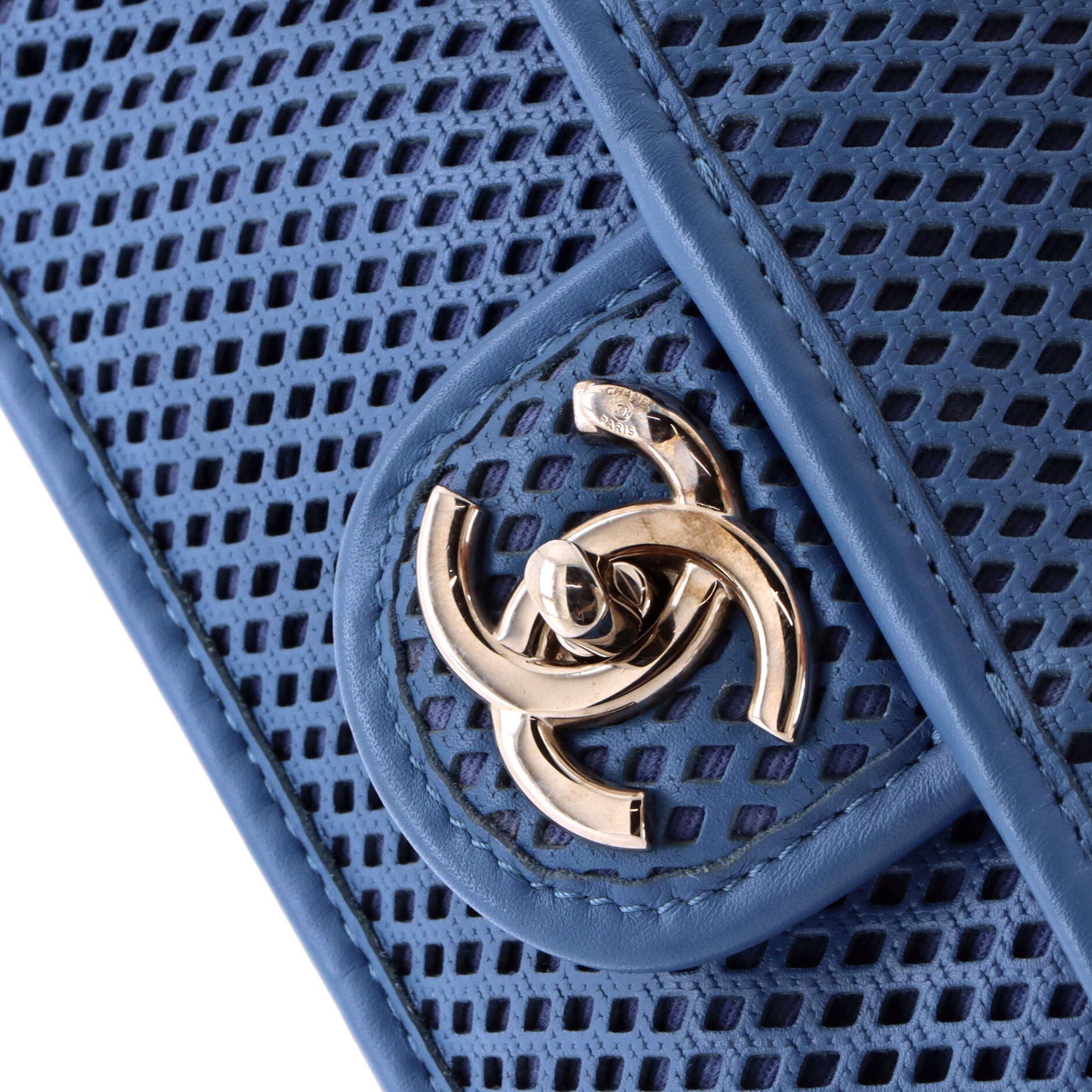 Chanel Up In The Air Flap Bag Size ONE SIZE - 7 Thumbnail
