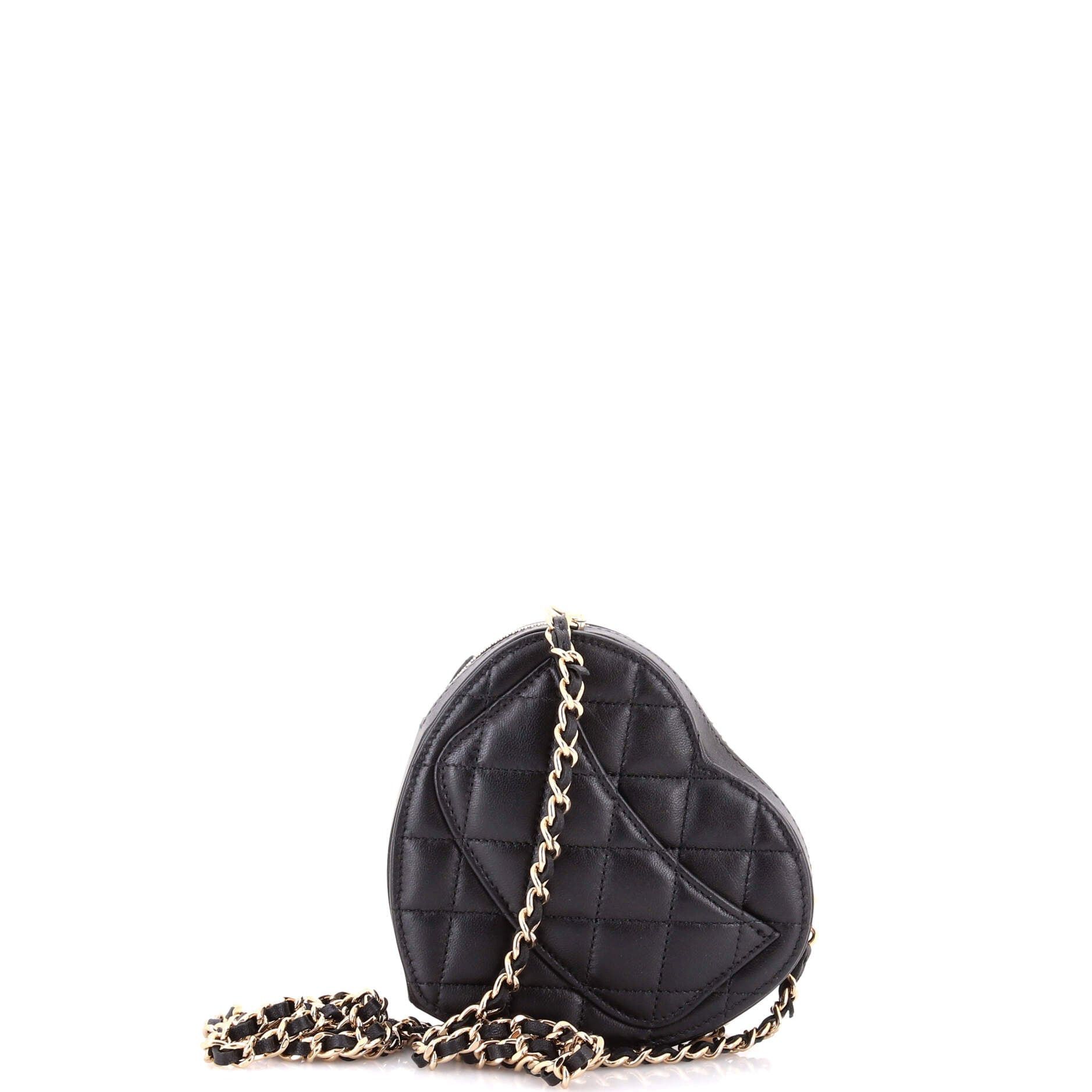 Chanel CC in Love Heart Clutch with Chain Size ONE SIZE - 4 Thumbnail