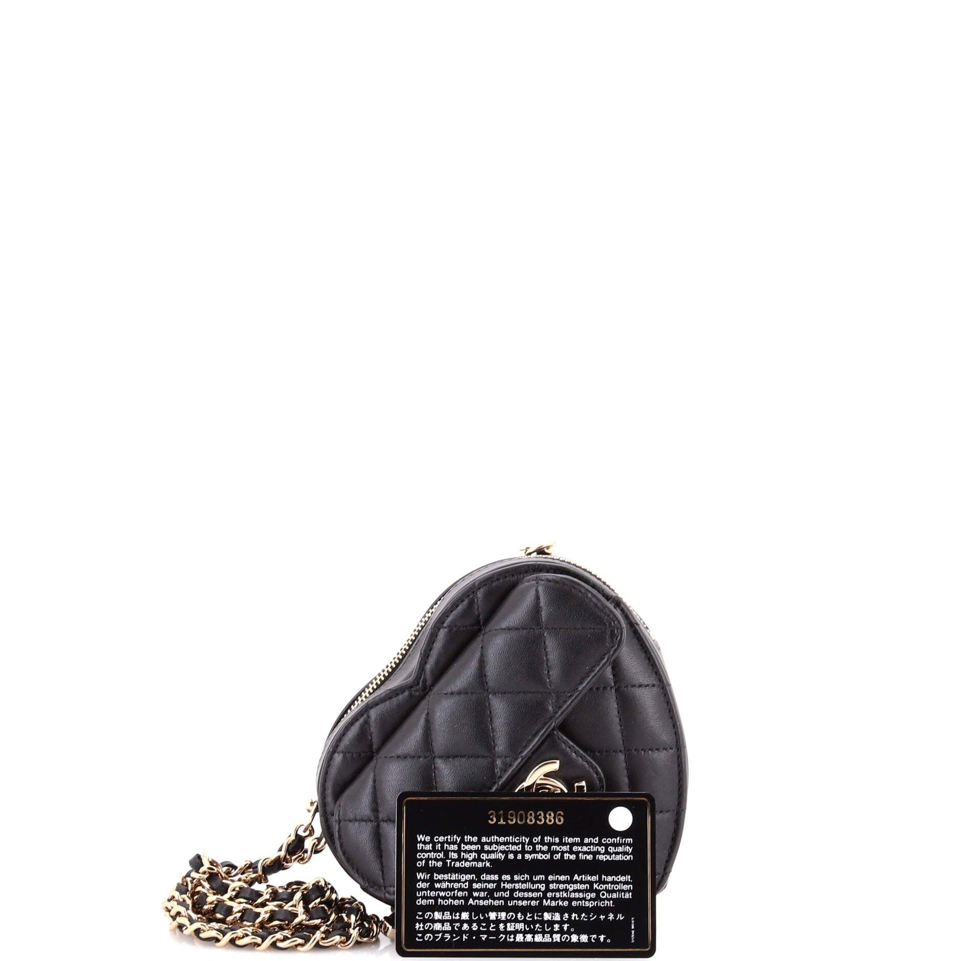 Chanel CC in Love Heart Clutch with Chain Size ONE SIZE - 2 Thumbnail