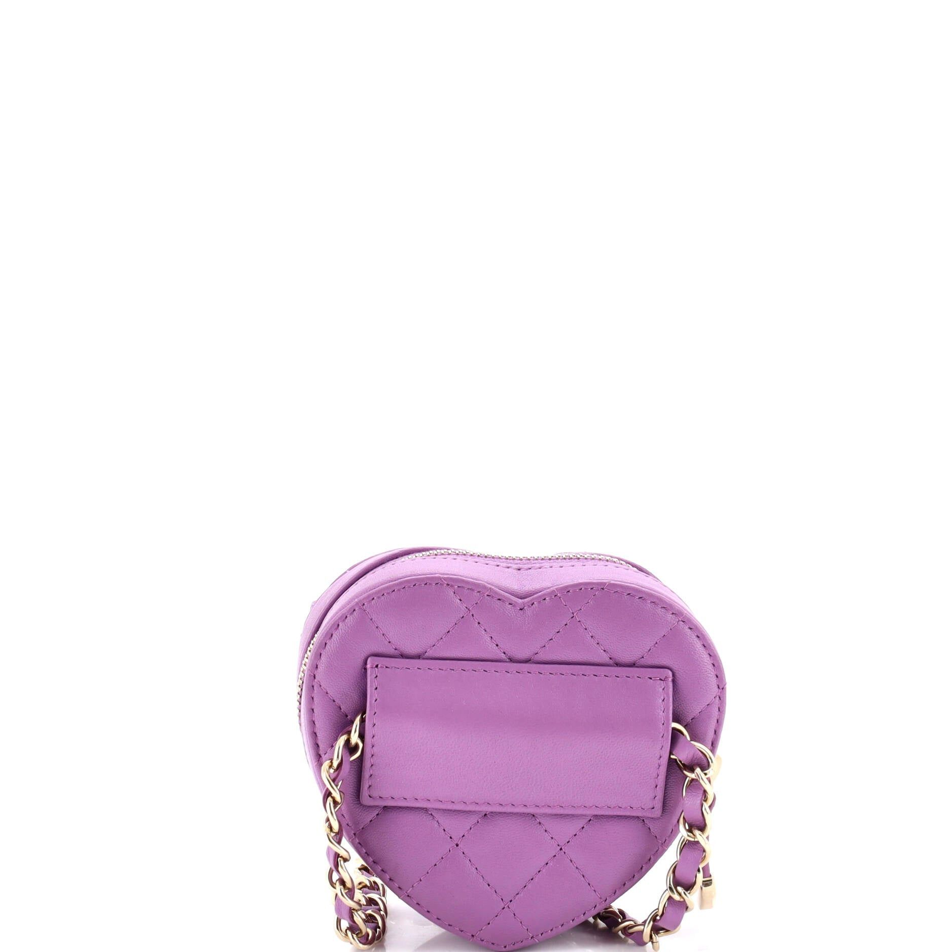 Chanel CC in Love Heart Belt Bag Size ONE SIZE - 3 Thumbnail