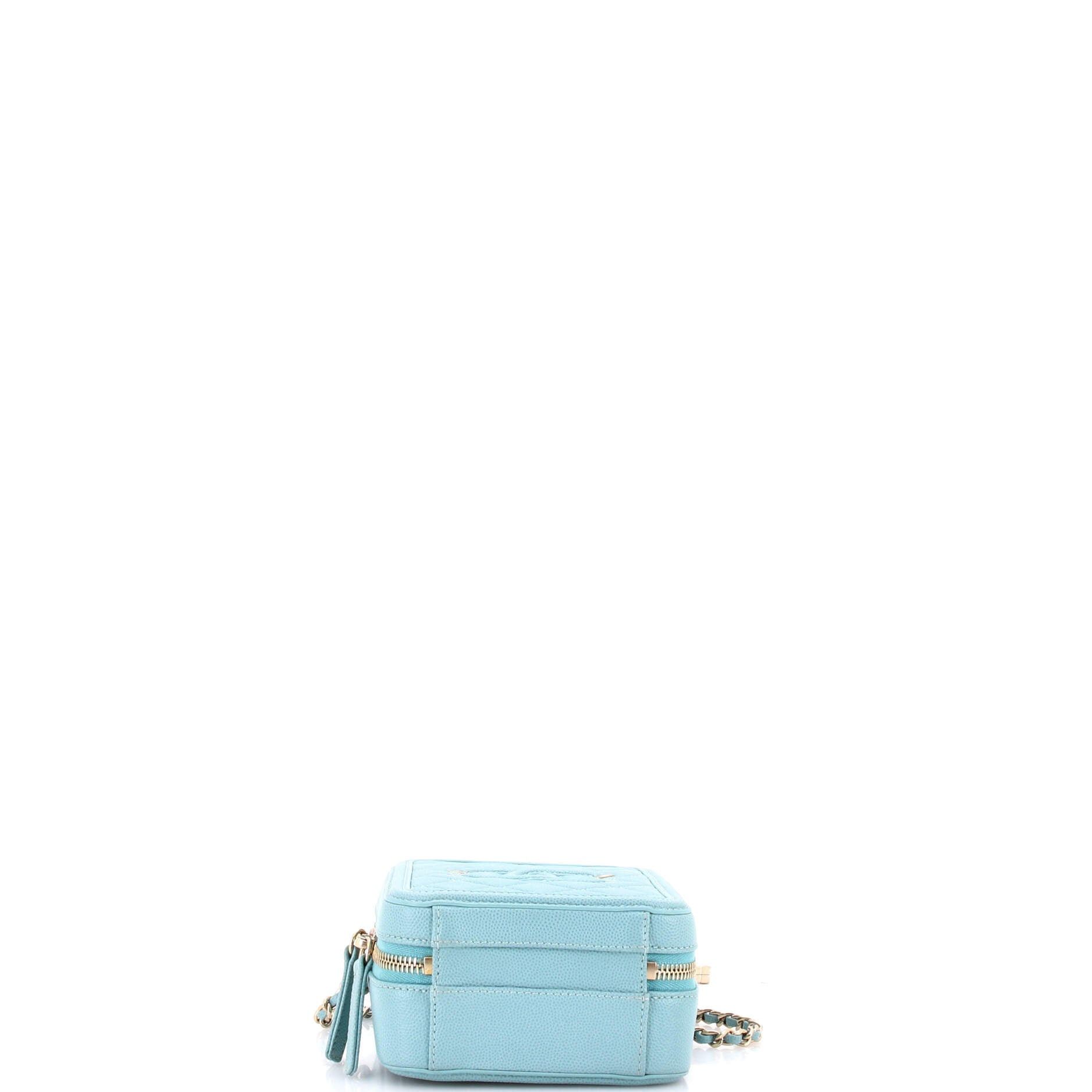 Chanel Filigree Vertical Vanity Case Size ONE SIZE - 4 Thumbnail