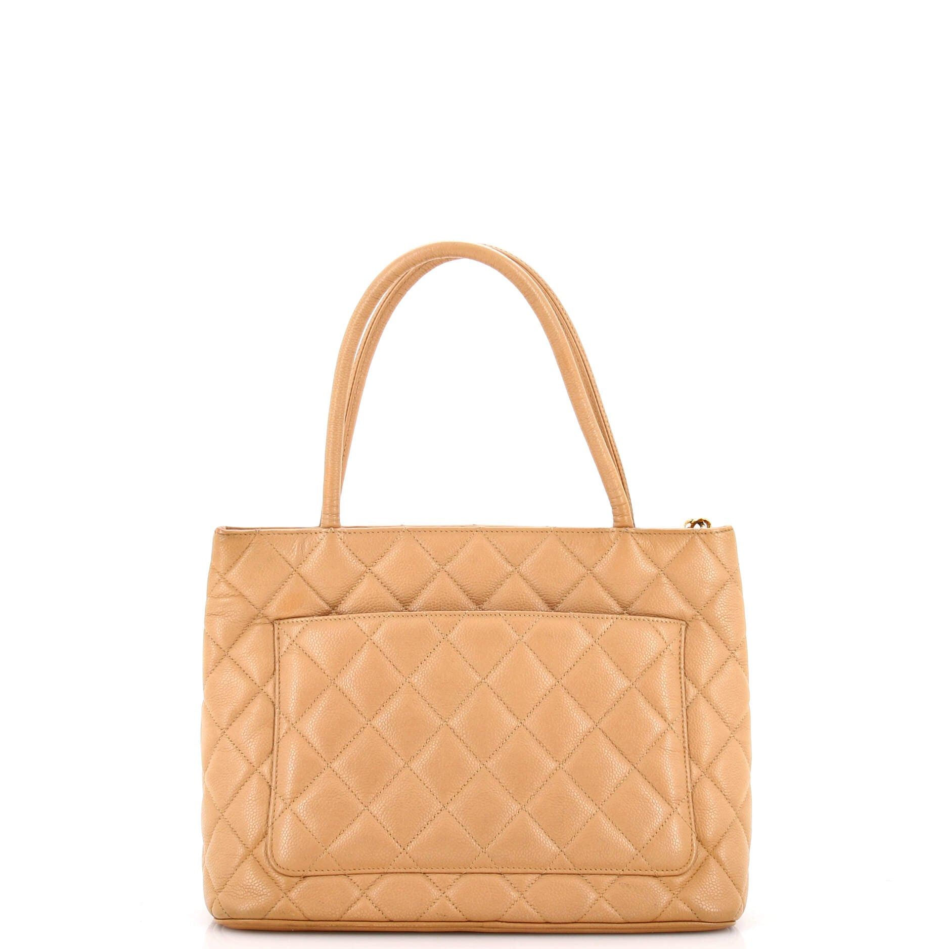 Chanel Medallion Tote Size ONE SIZE - 3 Thumbnail