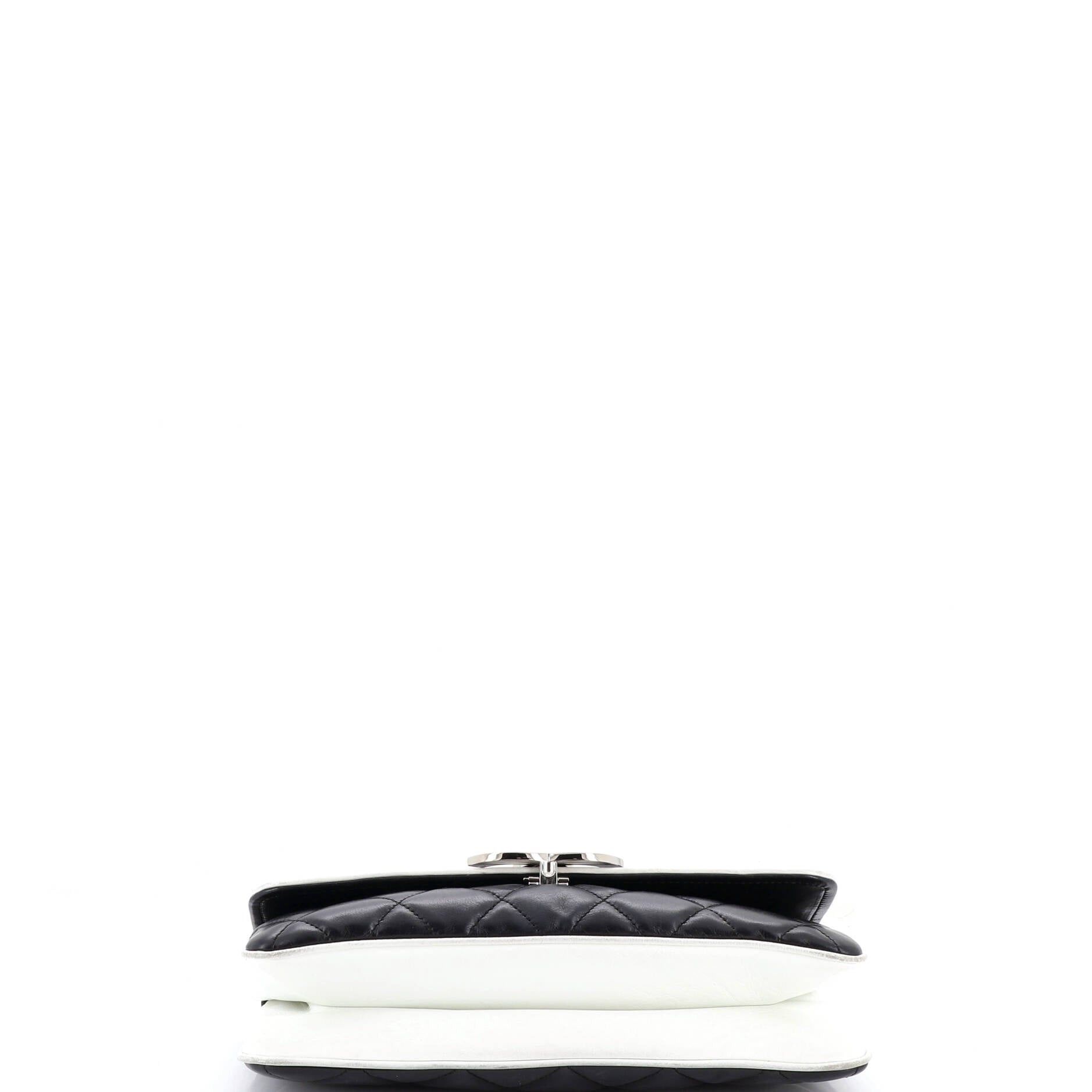 Chanel Divine Flap Bag Size ONE SIZE - 4 Thumbnail