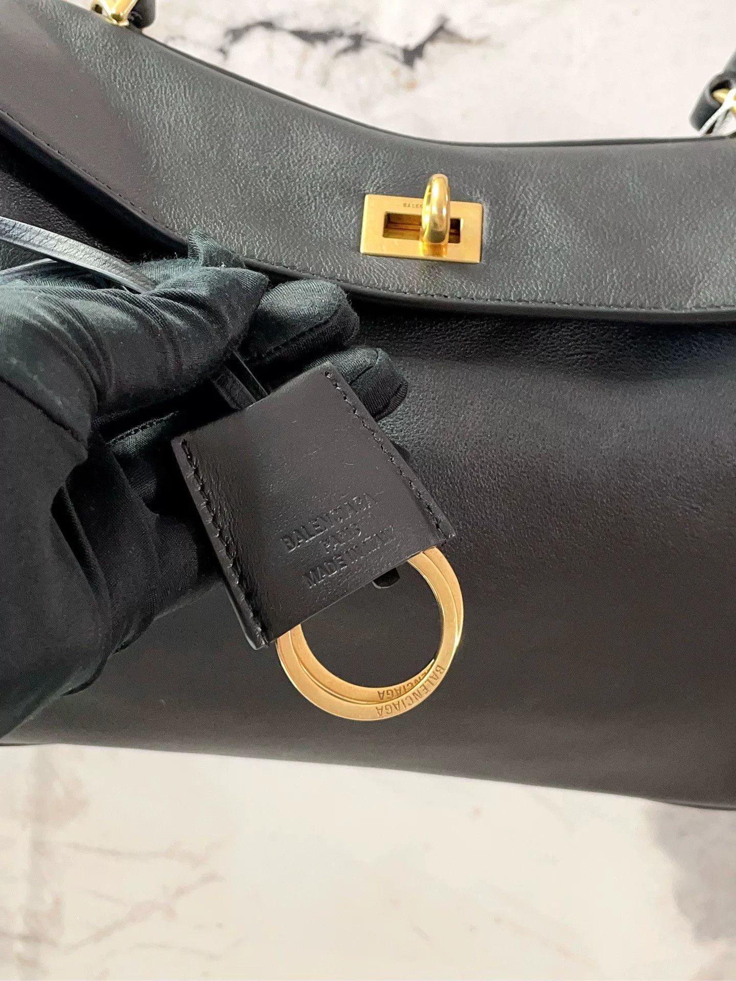 Balenciaga Pre-loved Bag Very good condition Size ONE SIZE - 7 Thumbnail
