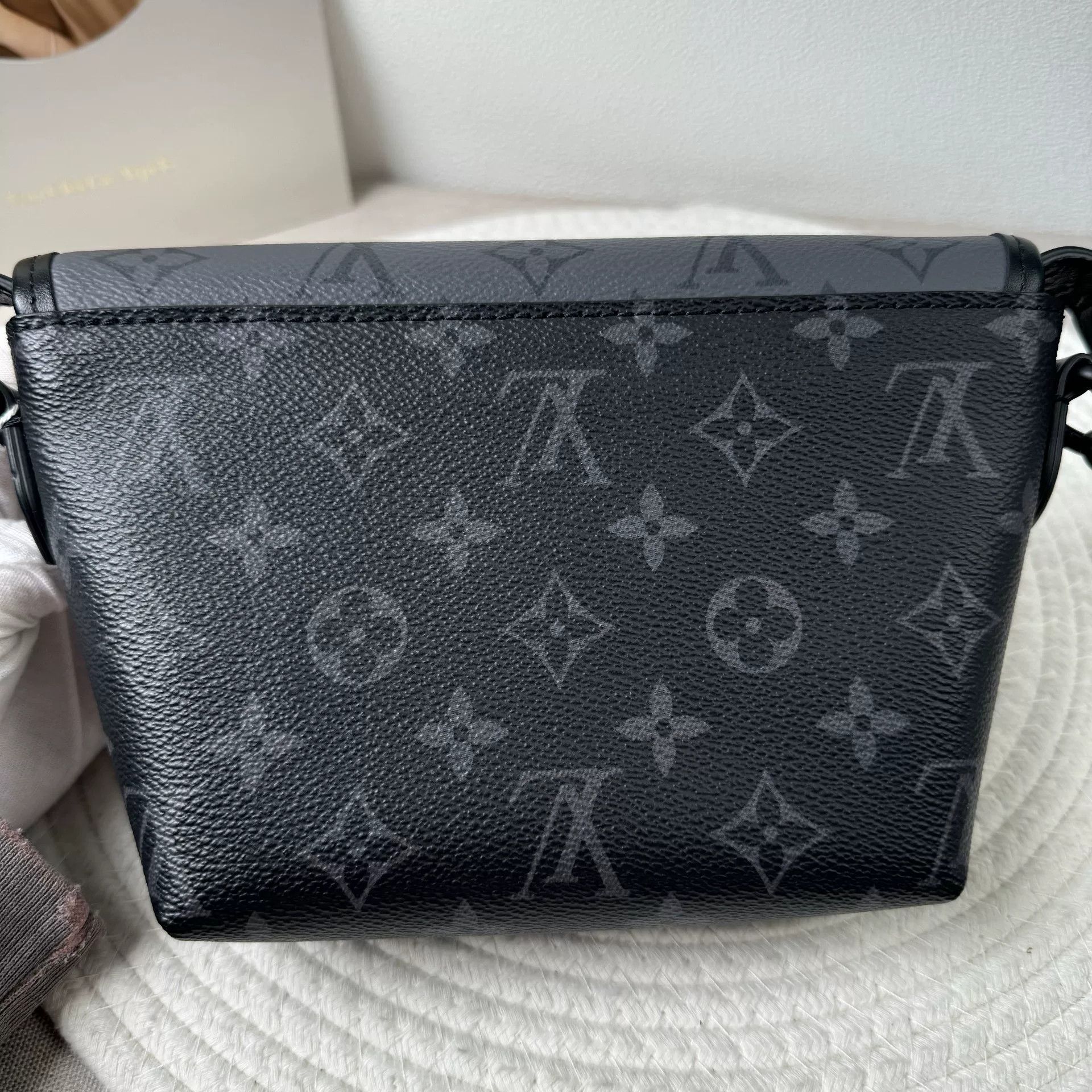 Louis Vuitton Pre-loved Bag Very good condition Size ONE SIZE - 6 Thumbnail